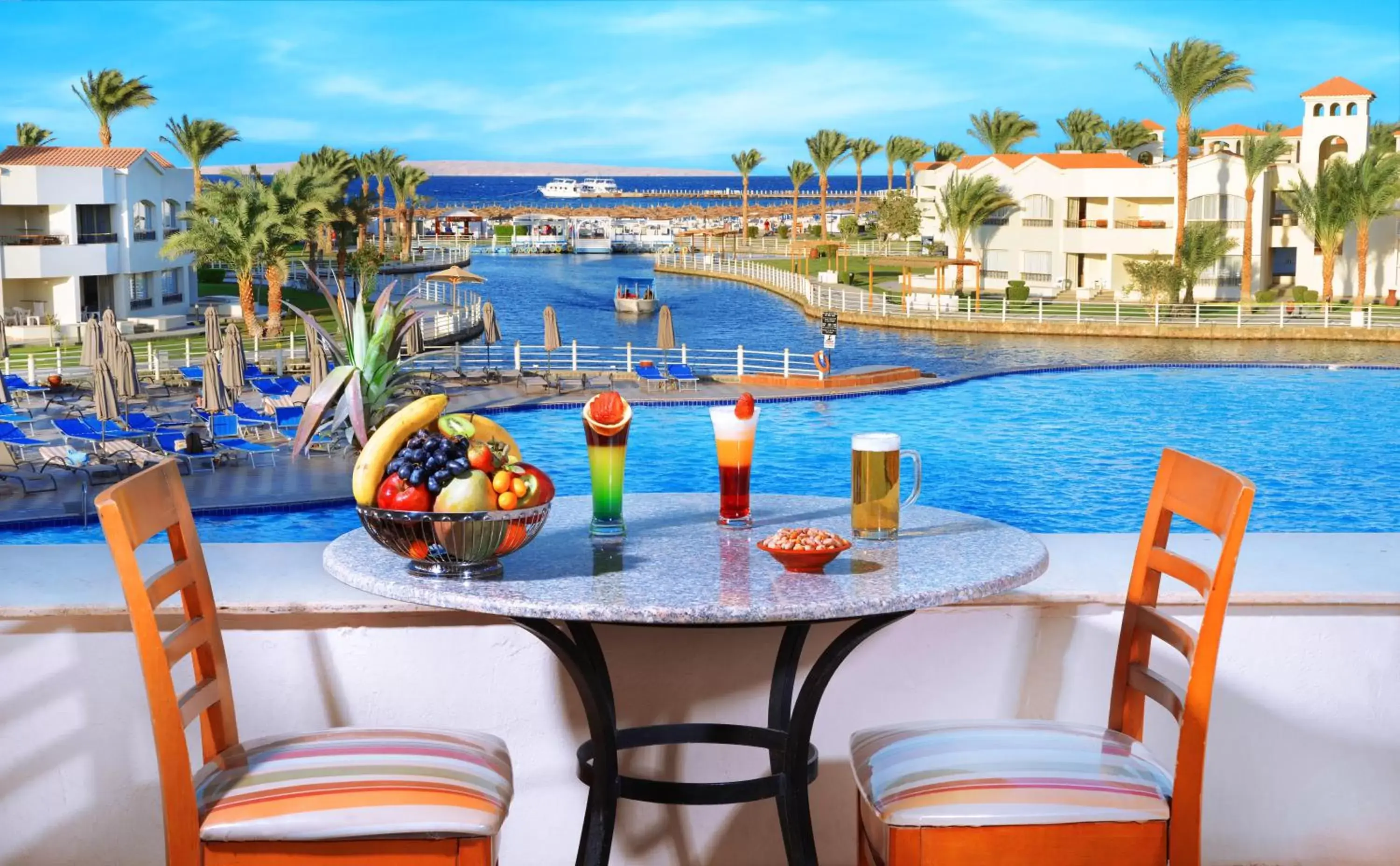 Swimming pool in Pickalbatros Dana Beach Resort - Aqua Park Swimming pool in Pickalbatros Dana Beach Resort - Aqua Park