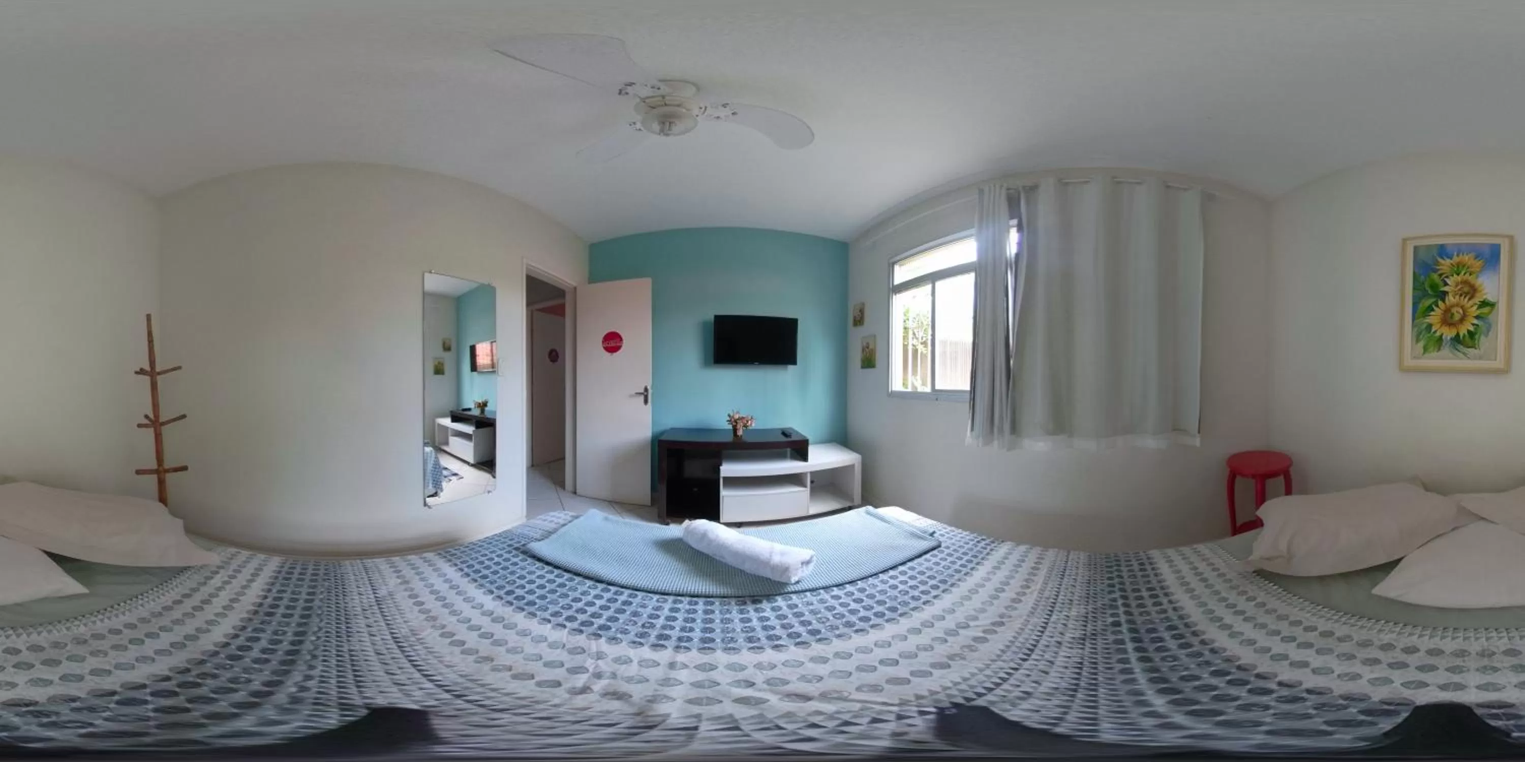 Photo of the whole room, Bed in A Casa Morro do Moreno