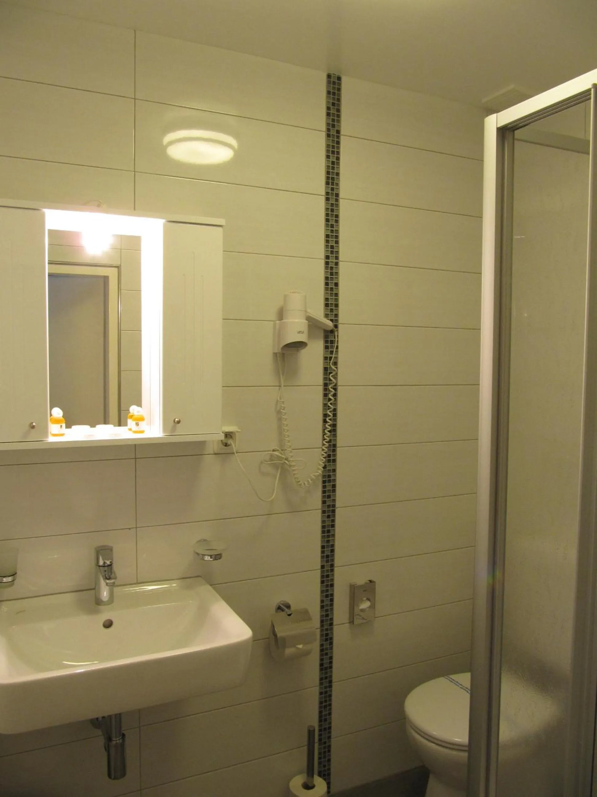 Bathroom in Hotel am Hauptbahnhof