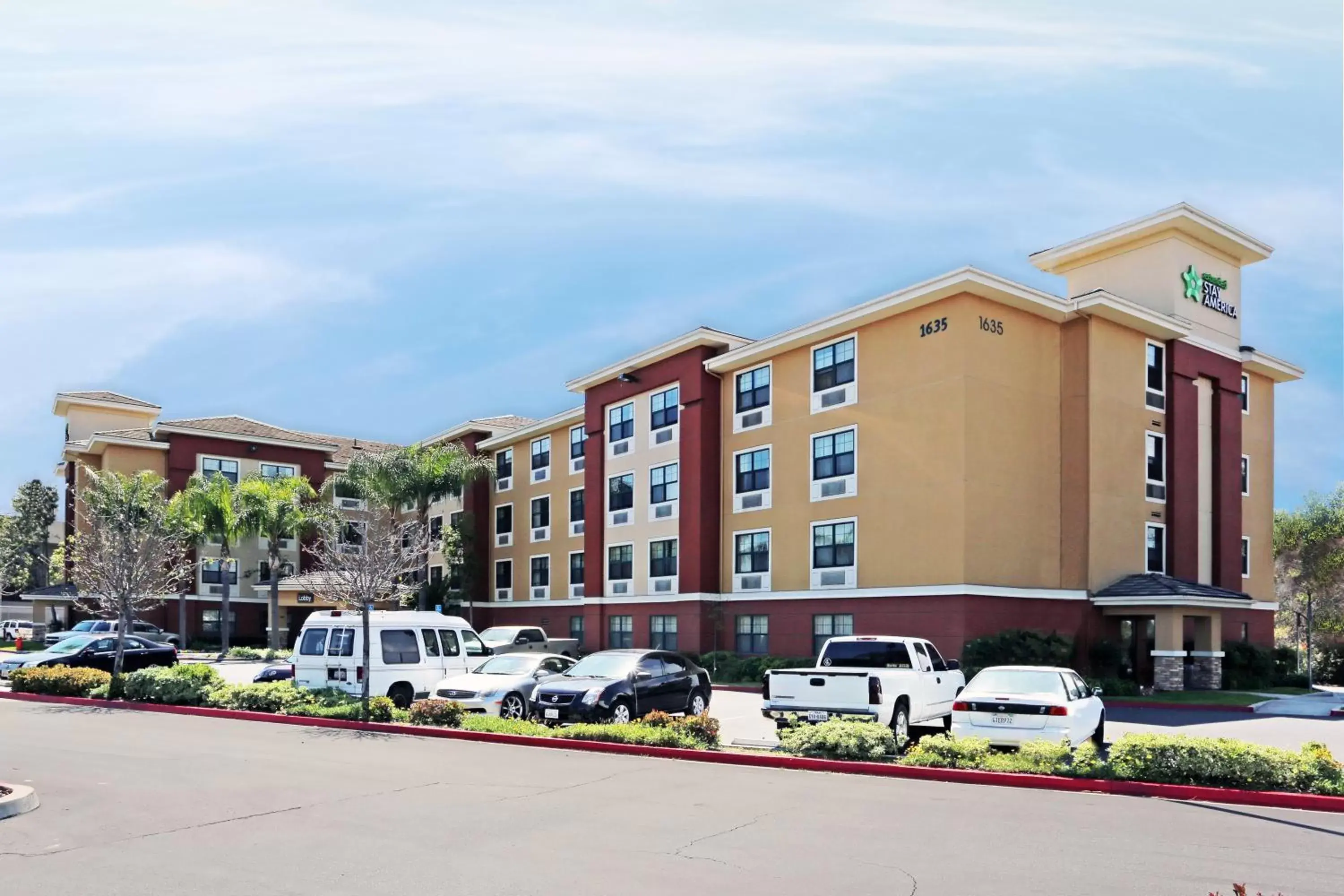 Property Building in Extended Stay America Suites - Orange County - Katella Ave
