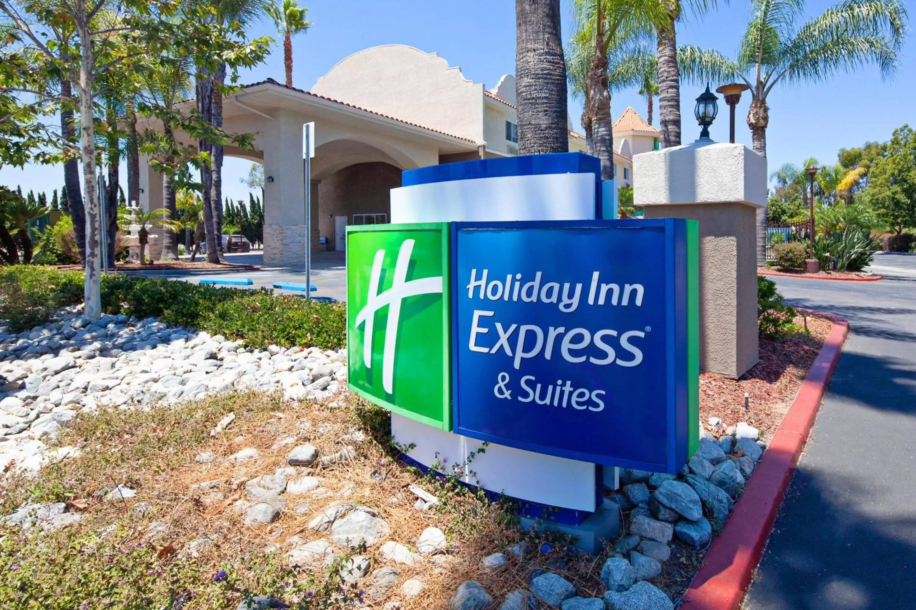 Property Building in Holiday Inn Express Hotel & Suites San Diego-Escondido, an IHG Hotel