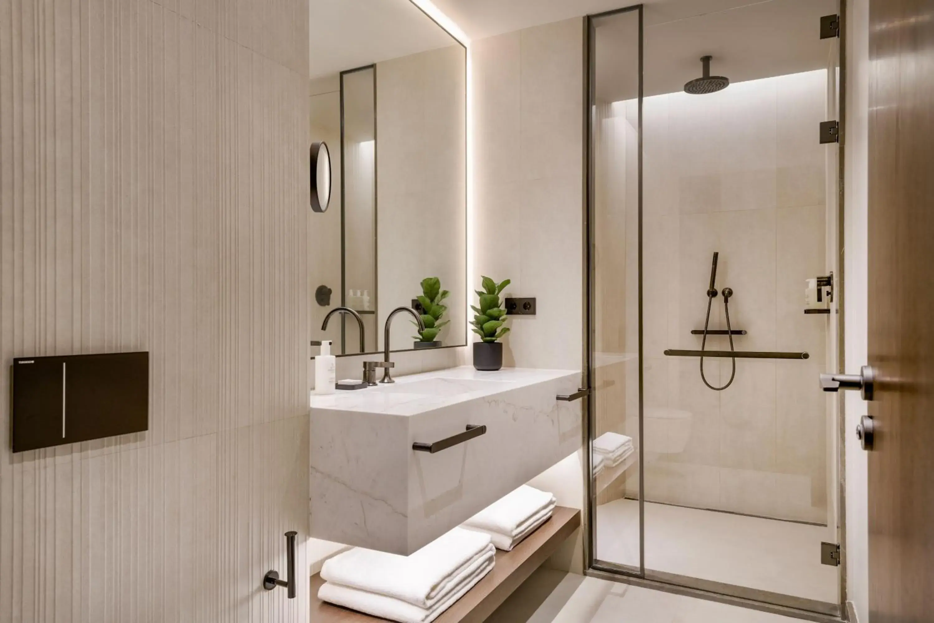 Bathroom in JW Marriott Hotel Madrid