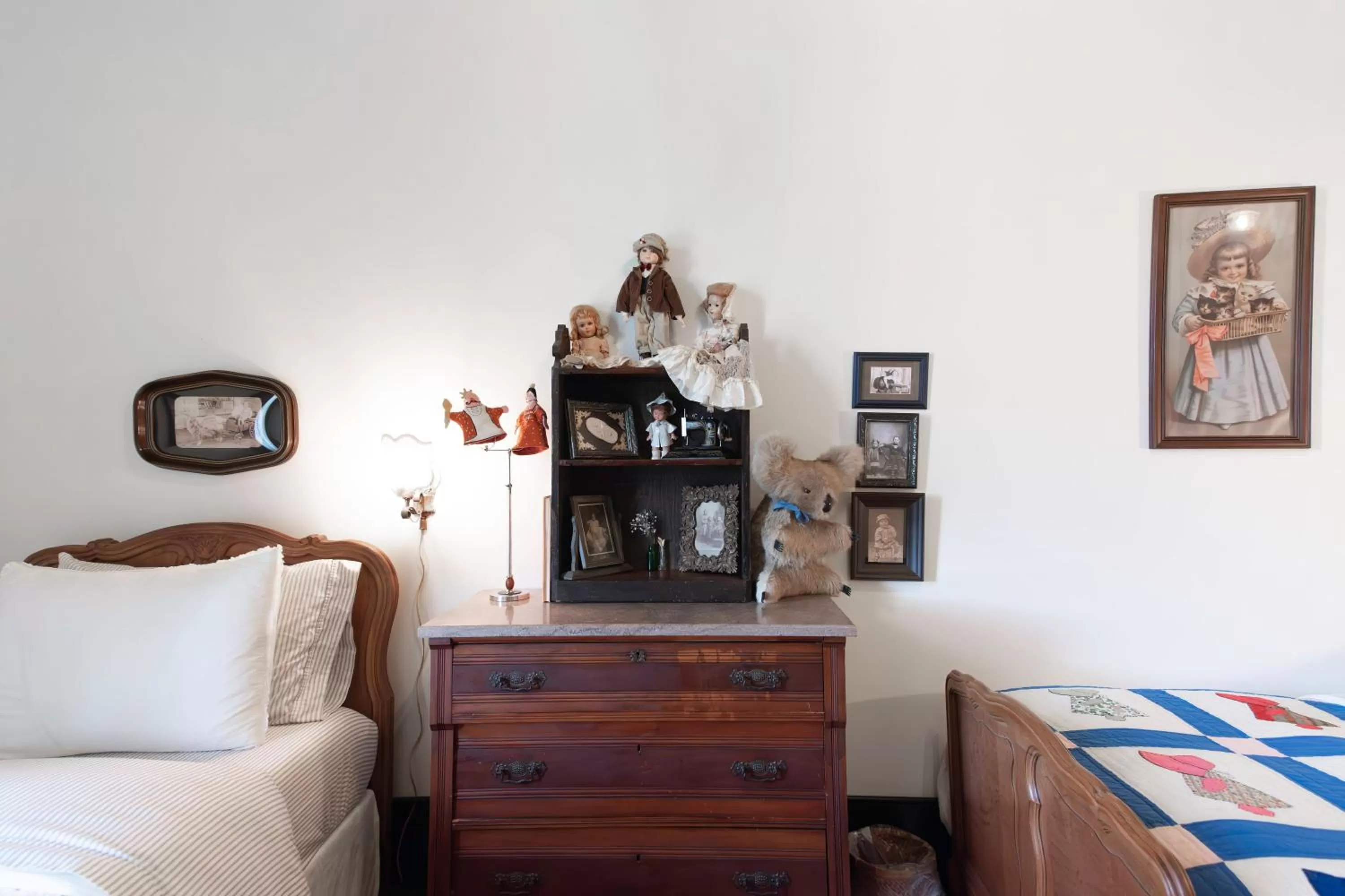 Bed in Beard and Lady Inn