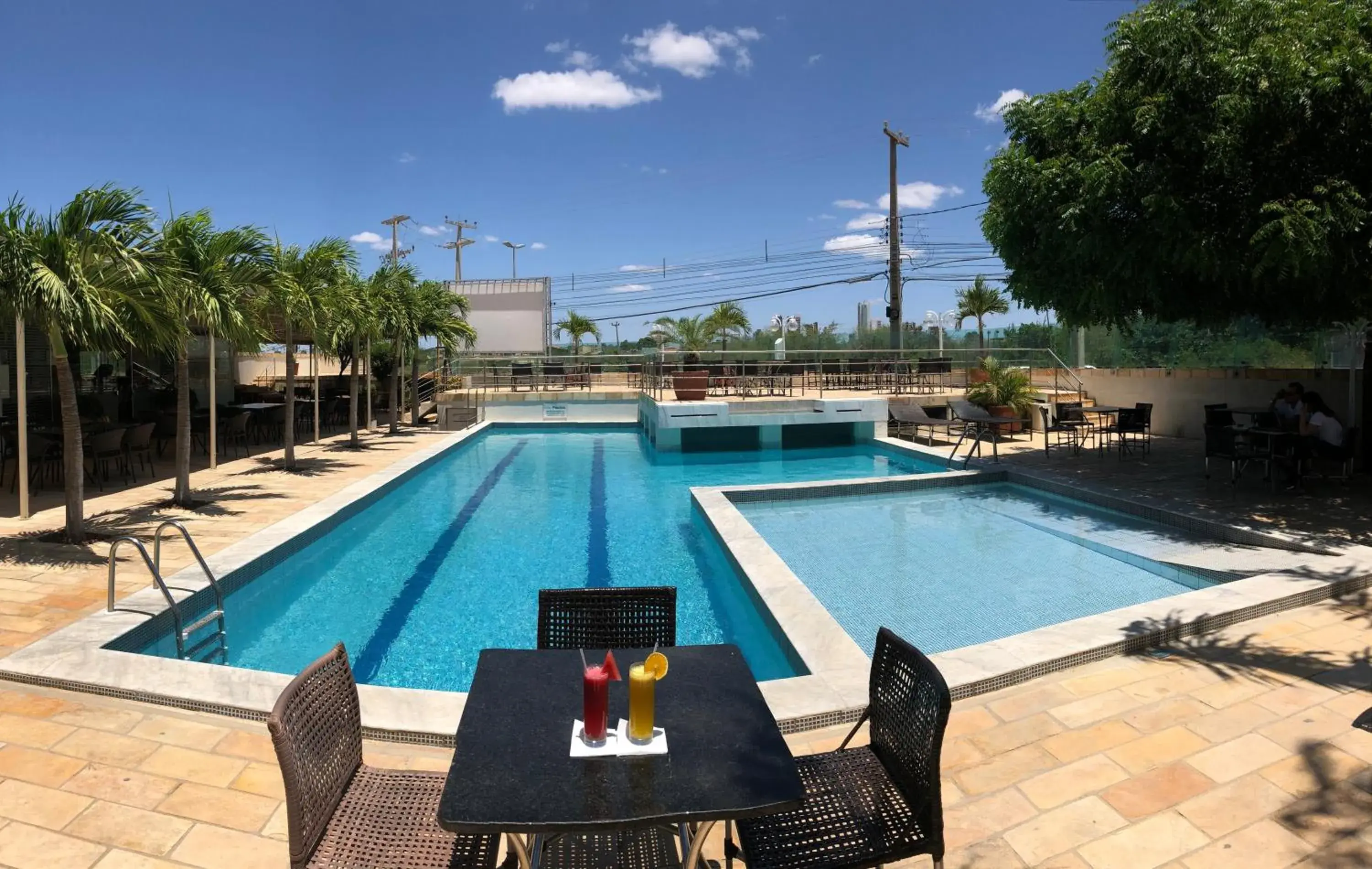 Swimming Pool in Garbos Trade Hotel