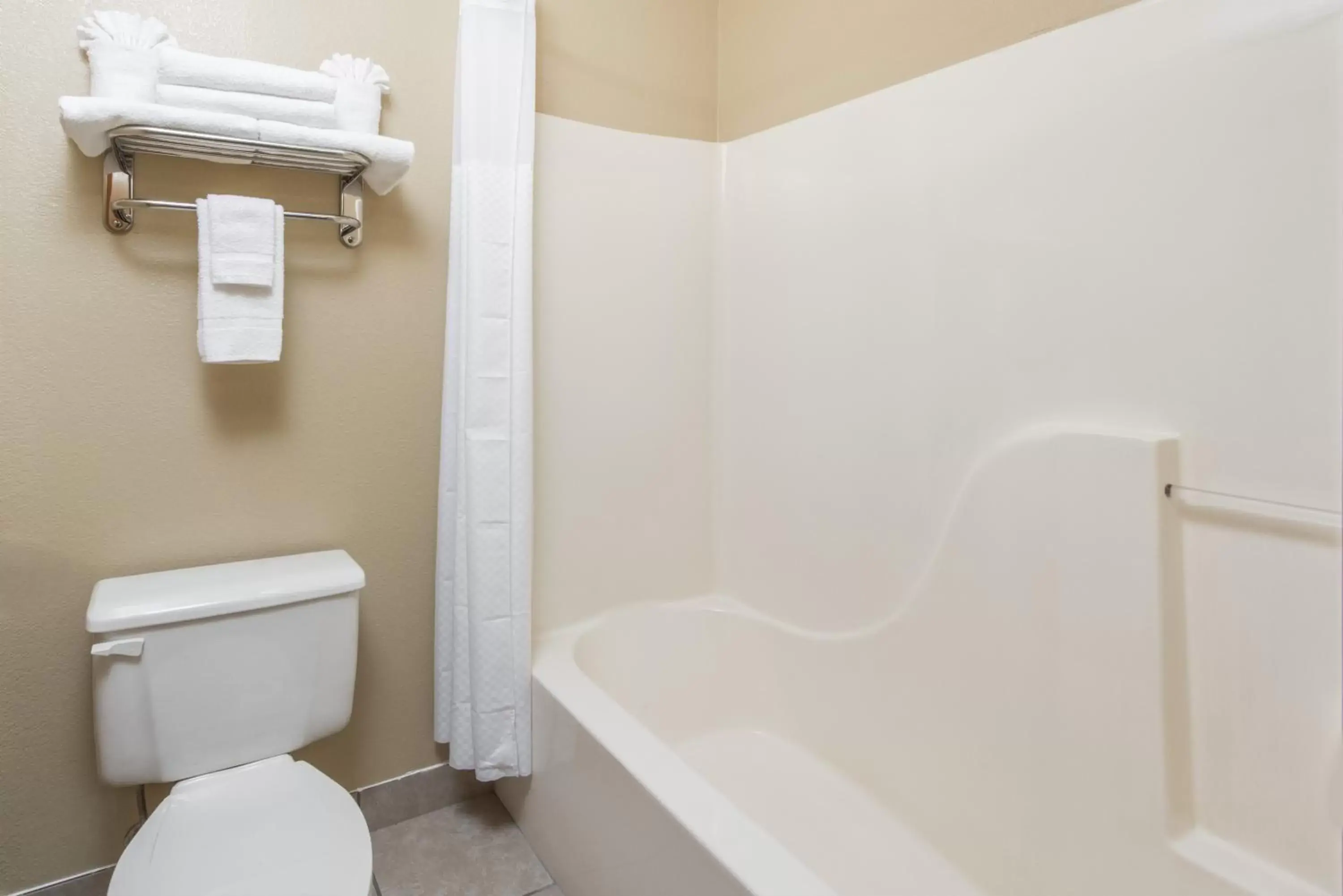 Shower, Bathroom in Super 8 by Wyndham Farmington