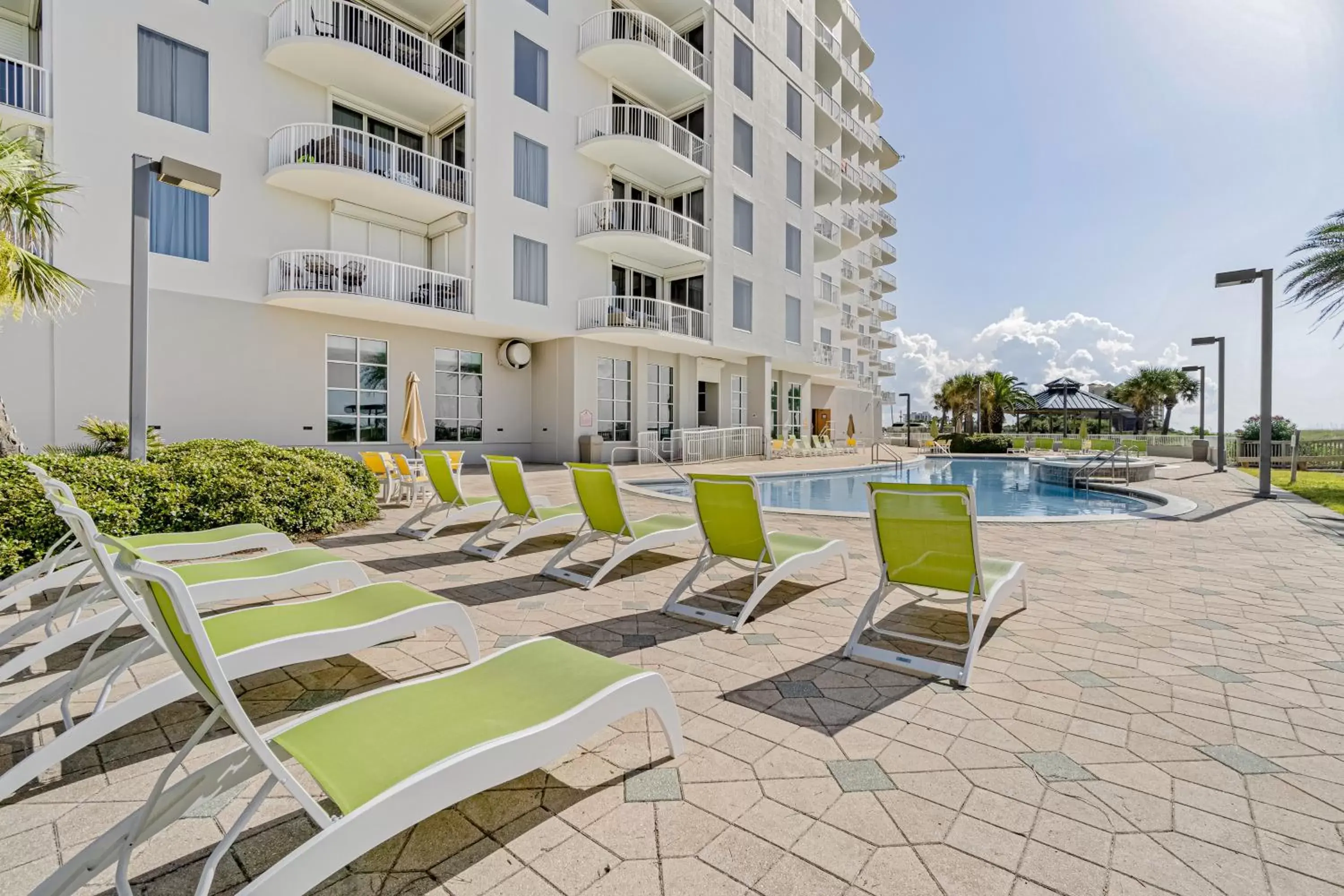 Swimming Pool in Spanish Key 304