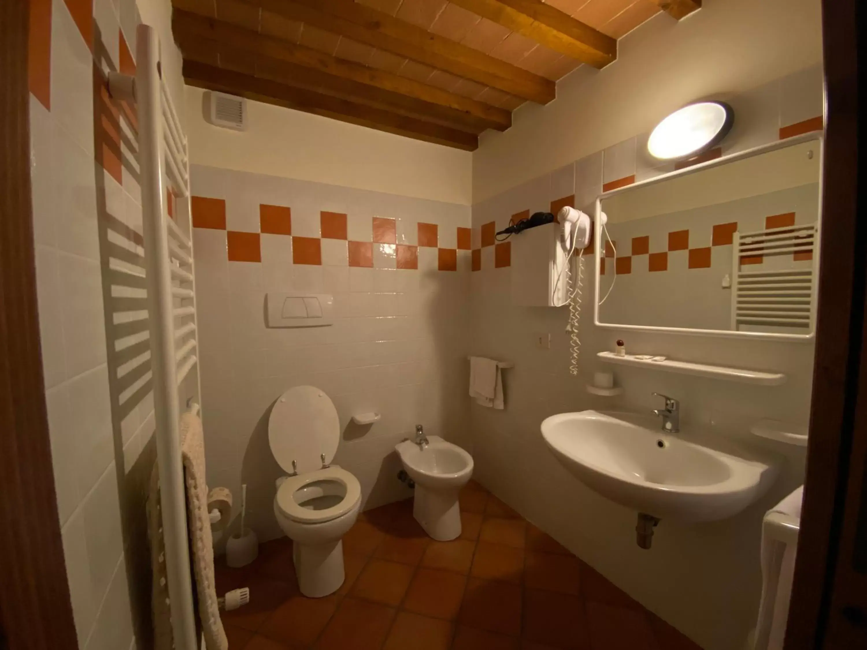 Bathroom in Tenuta Badia '99