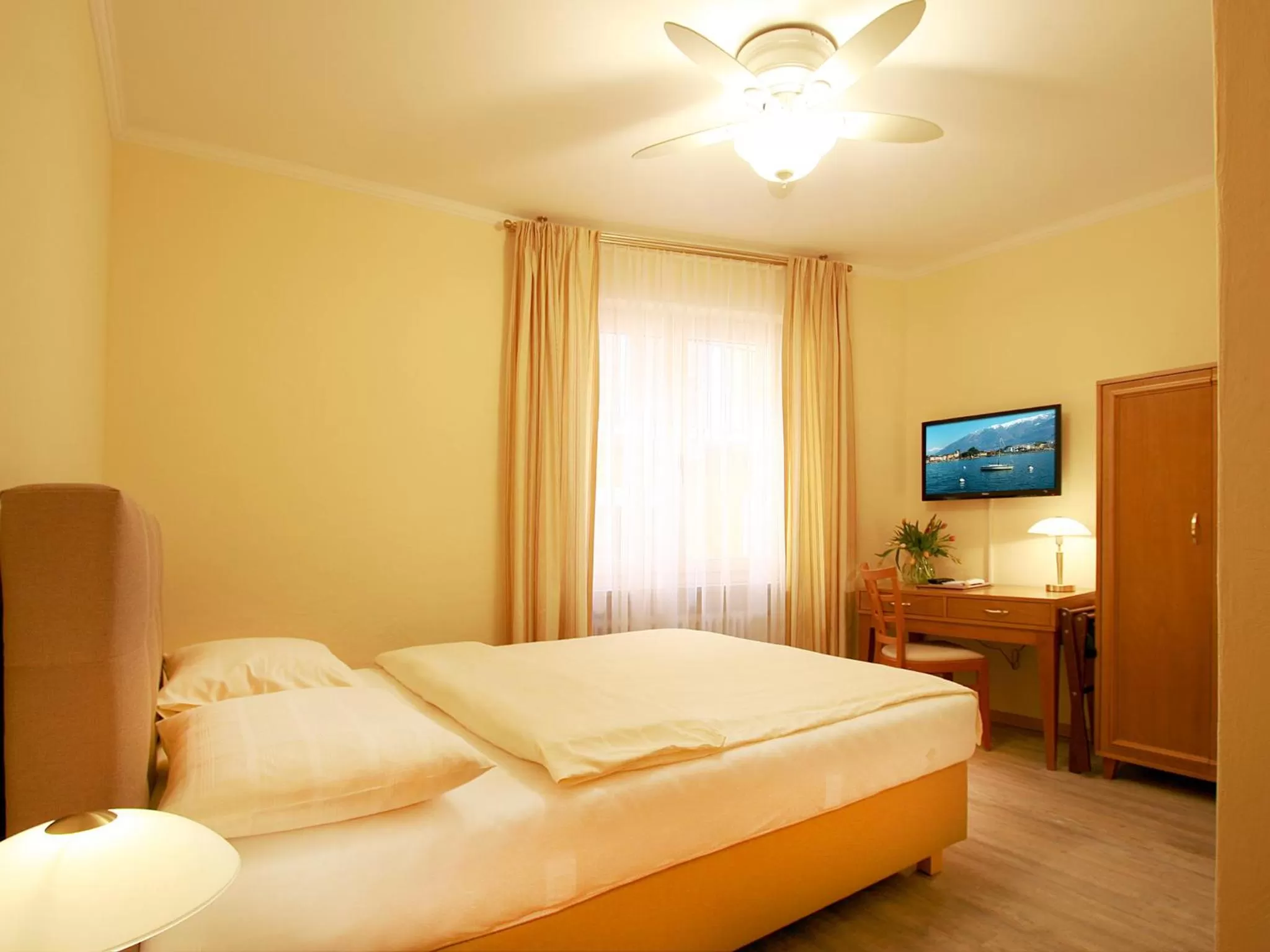 Bed in Hotel Garni Golf