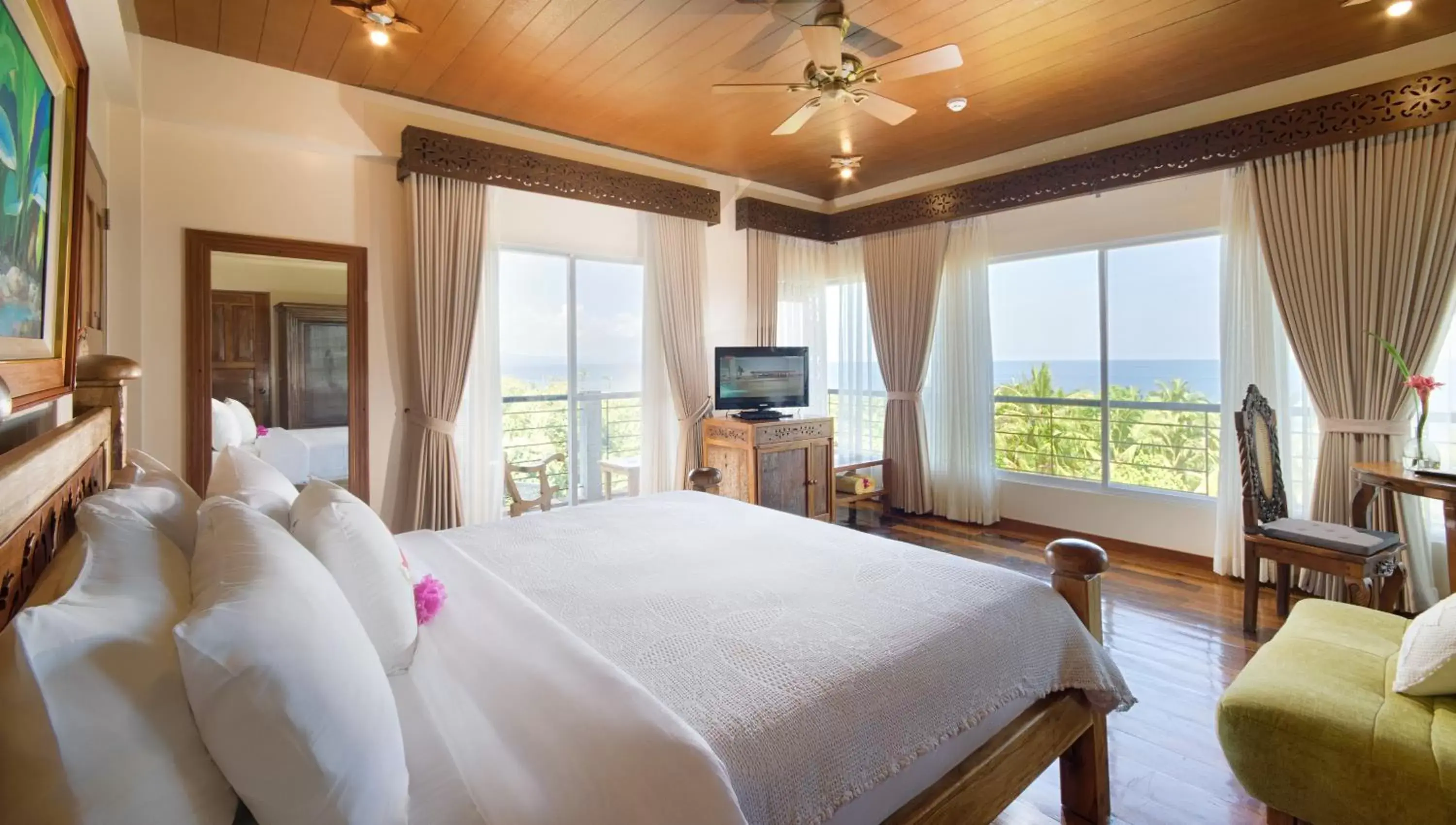 Bed in Amarela Resort