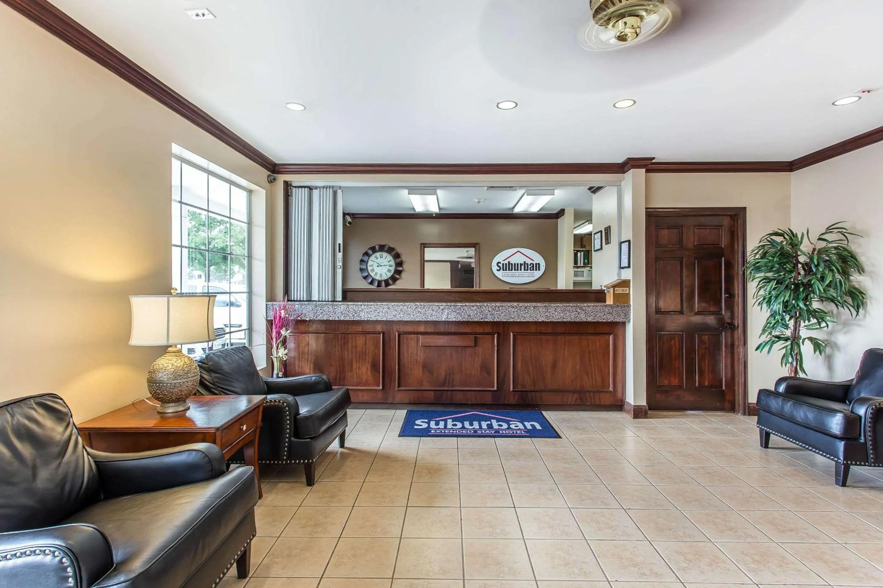 Lobby or reception in Suburban Studios near University of North Carolina-Charlotte
