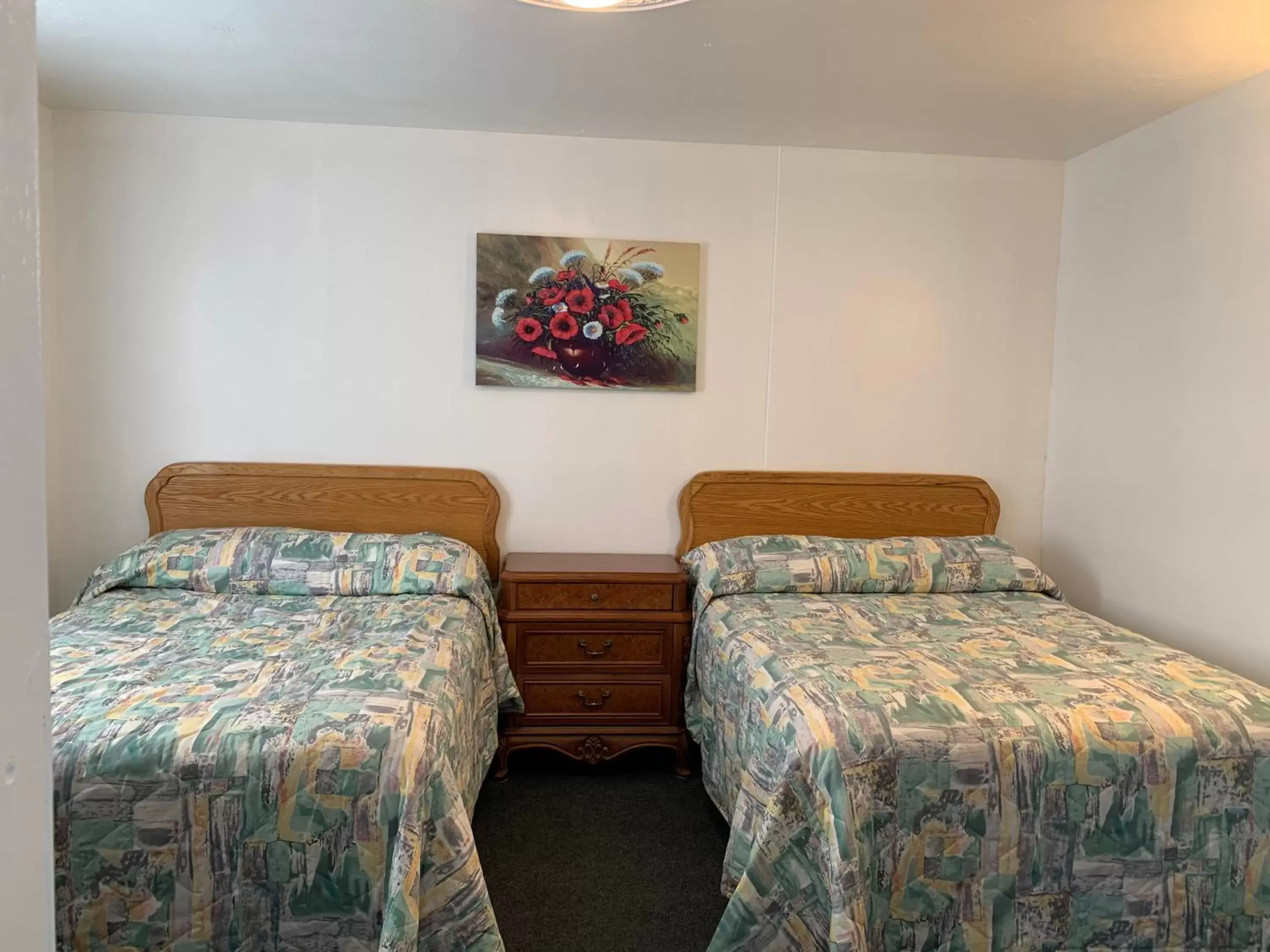 Bed in Lakeview Hotel Bed in Lakeview Hotel