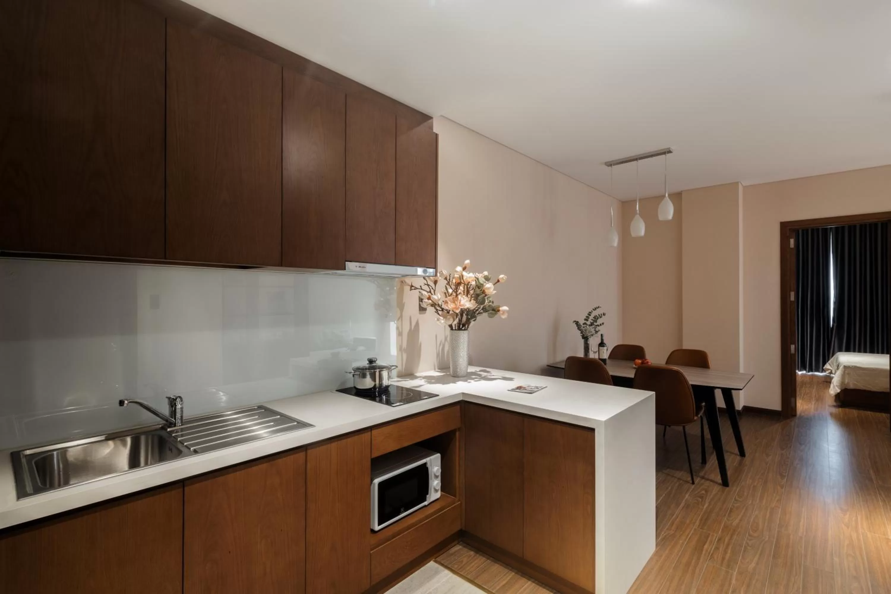 Kitchen or kitchenette in DHTS Business Hotel & Apartment