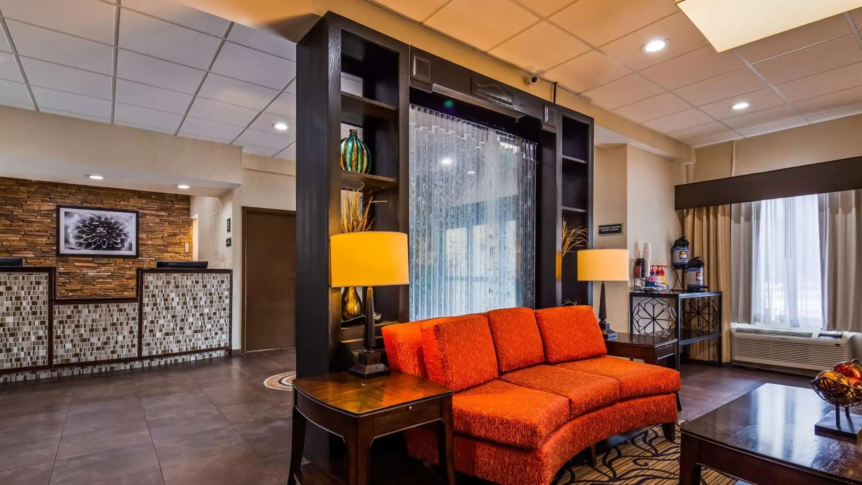 Lobby or reception, Seating Area in Best Western Kimball Inn