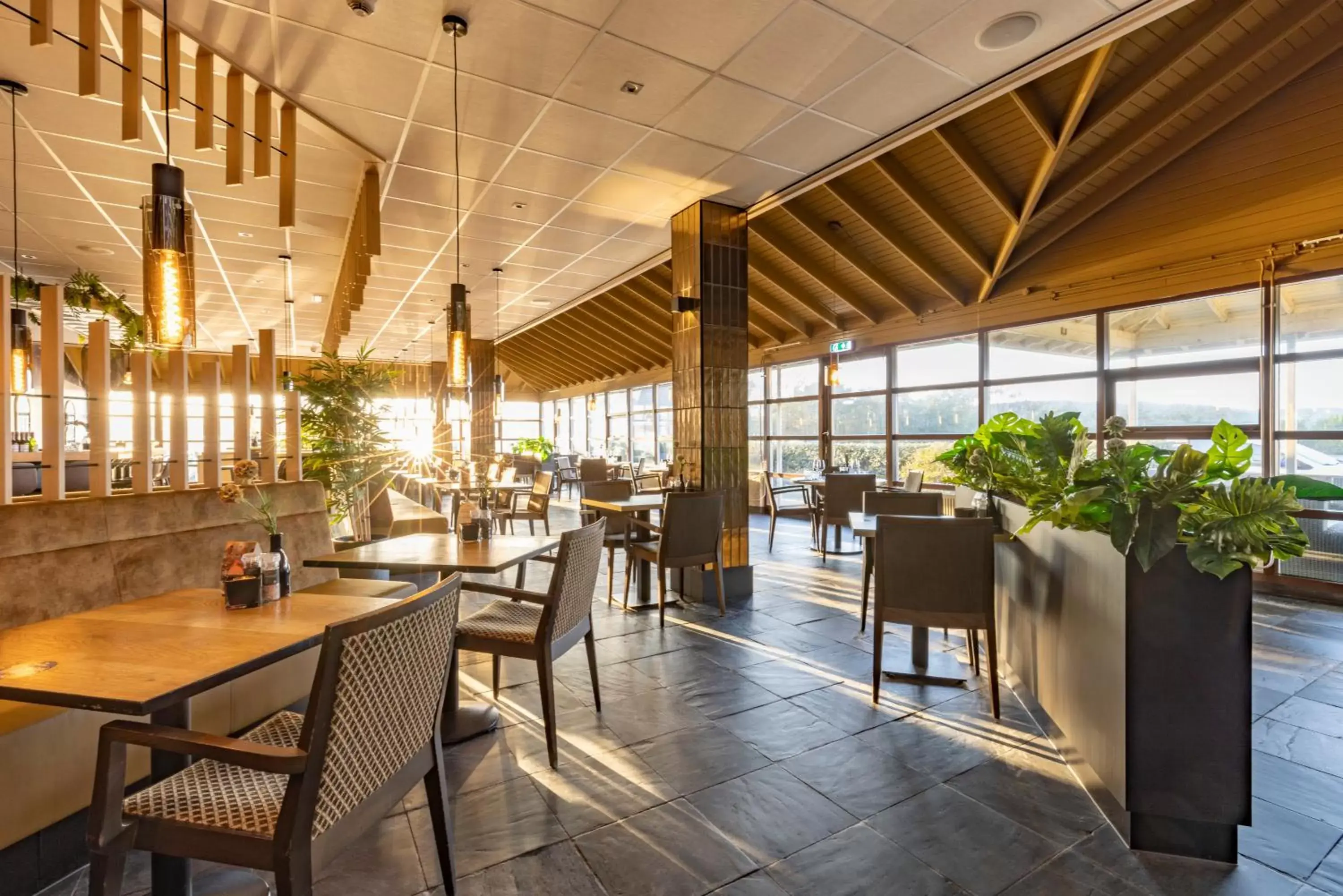 Restaurant/places to eat in Fletcher Badhotel Callantsoog Restaurant/places to eat in Fletcher Badhotel Callantsoog