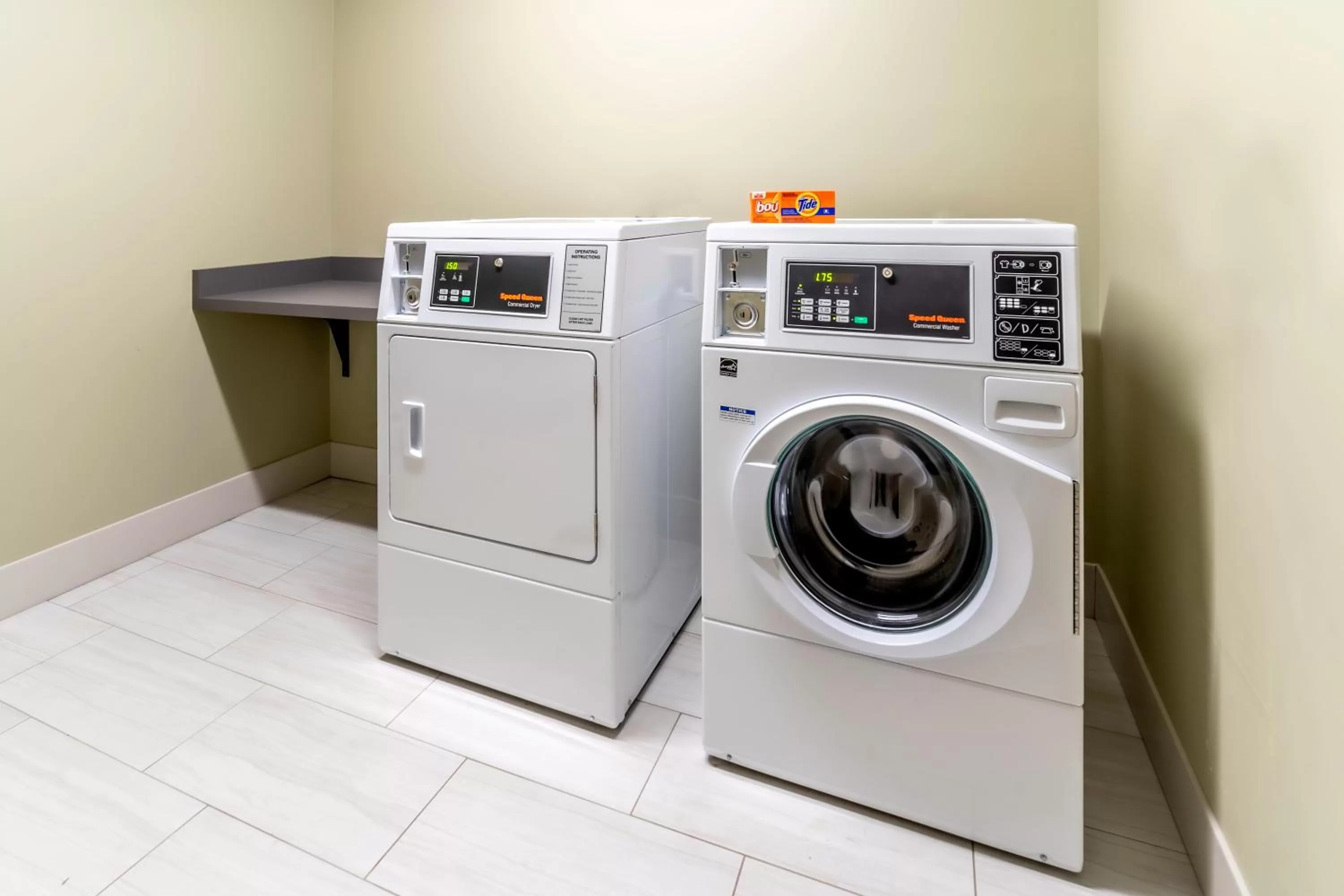 Other in Holiday Inn Express & Suites - Milwaukee West Allis by IHG