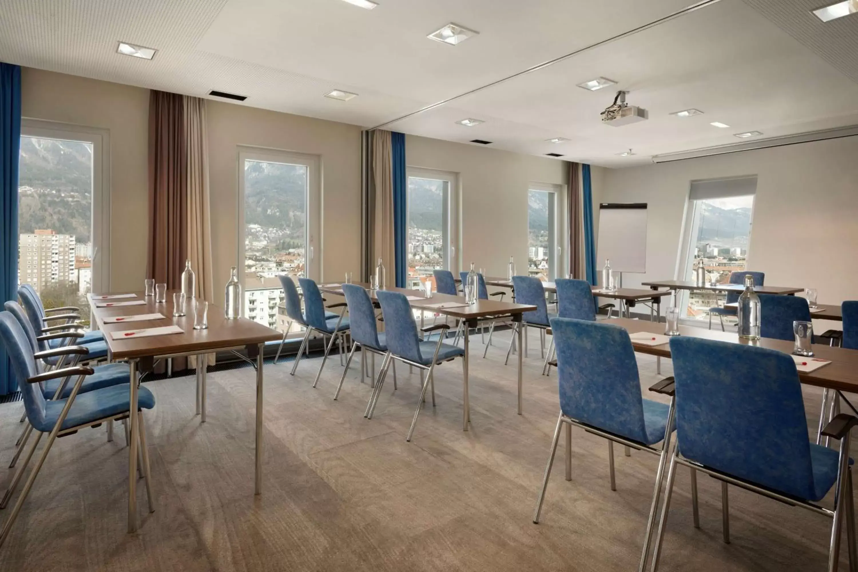 Banquet/Function facilities, Restaurant/Places to Eat in Tivoli Hotel Innsbruck