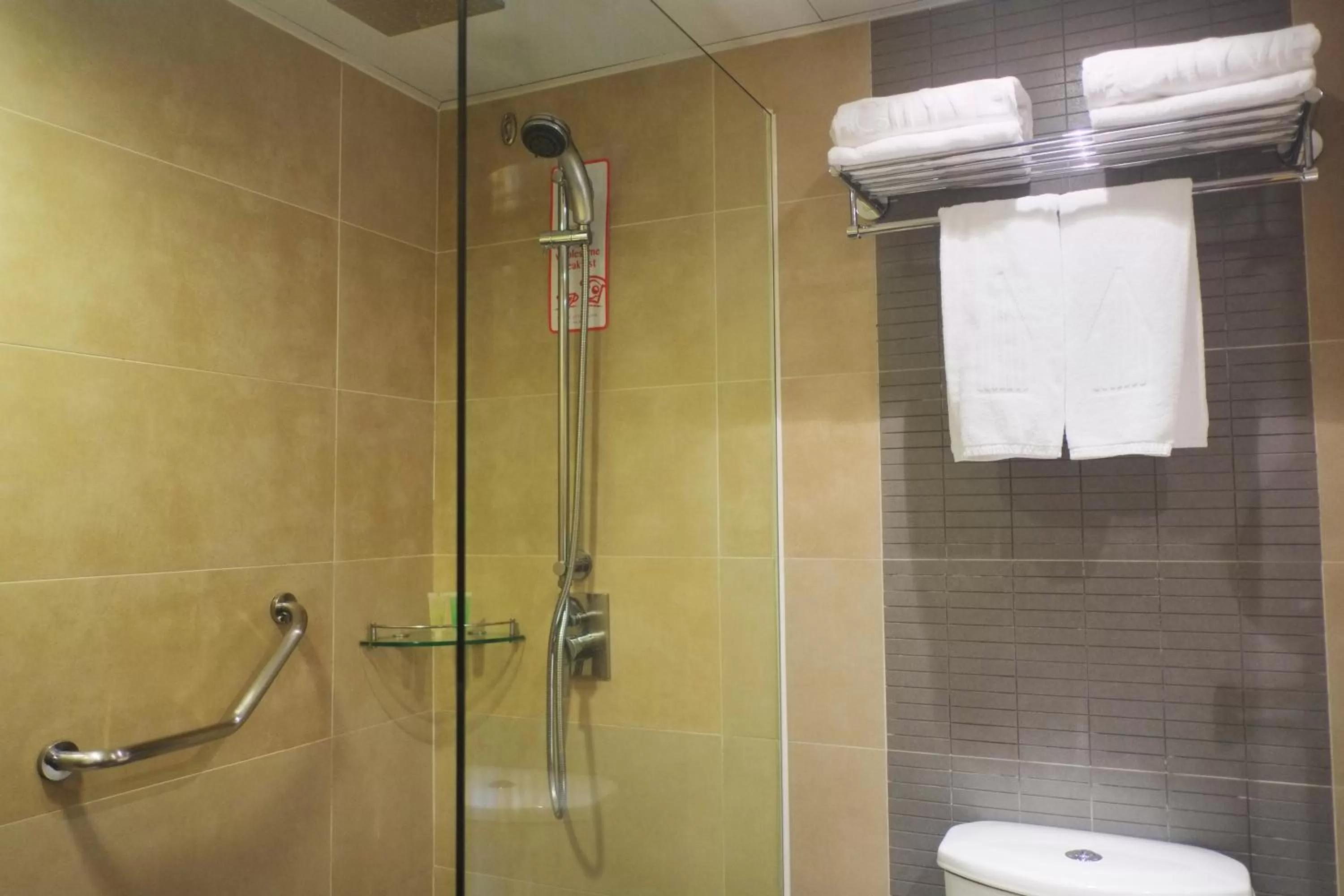 Bathroom in The Cityview - Chinese YMCA of Hong Kong