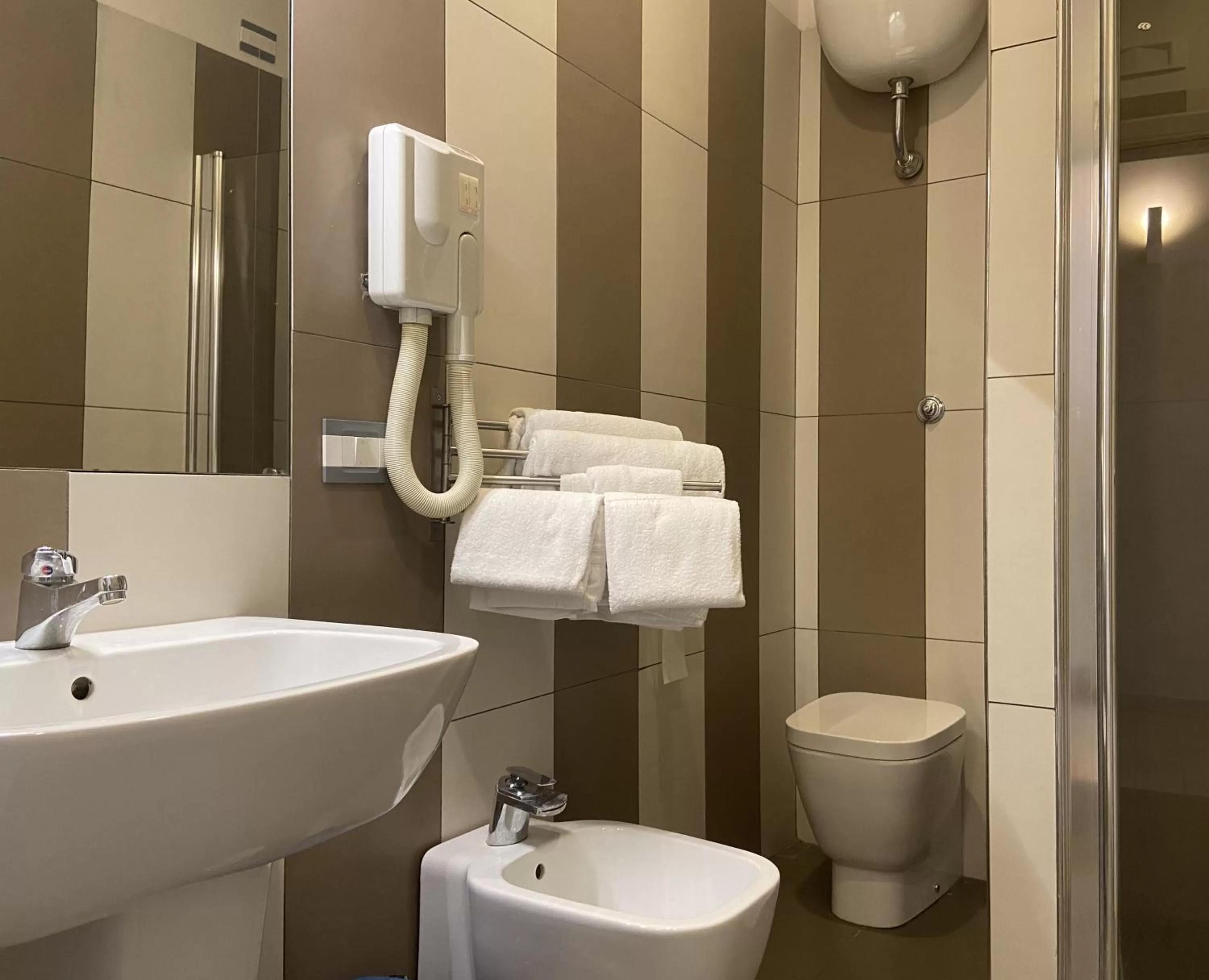 Bathroom in Up Hotel