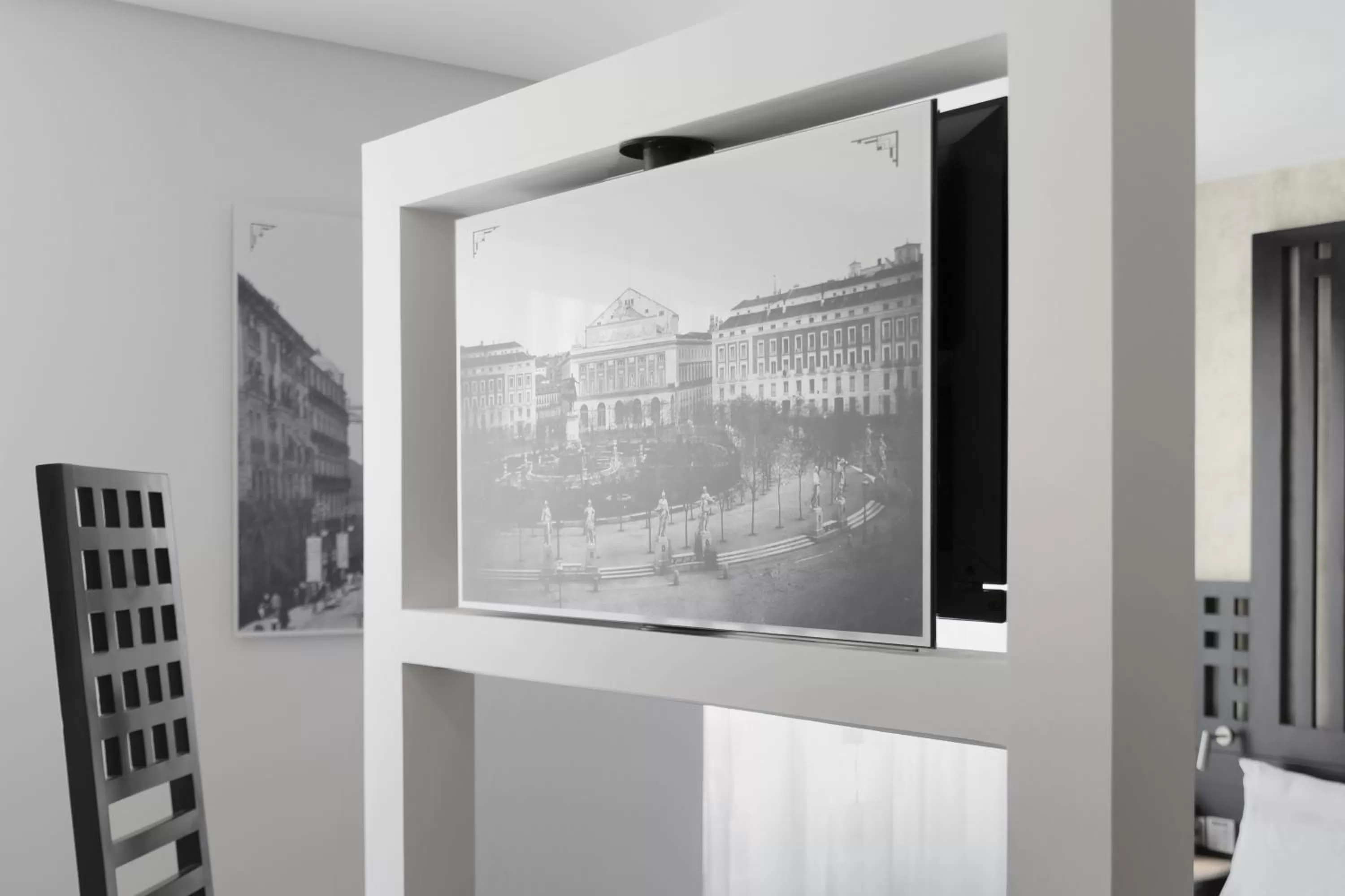 TV and multimedia in ICON Casona 1900