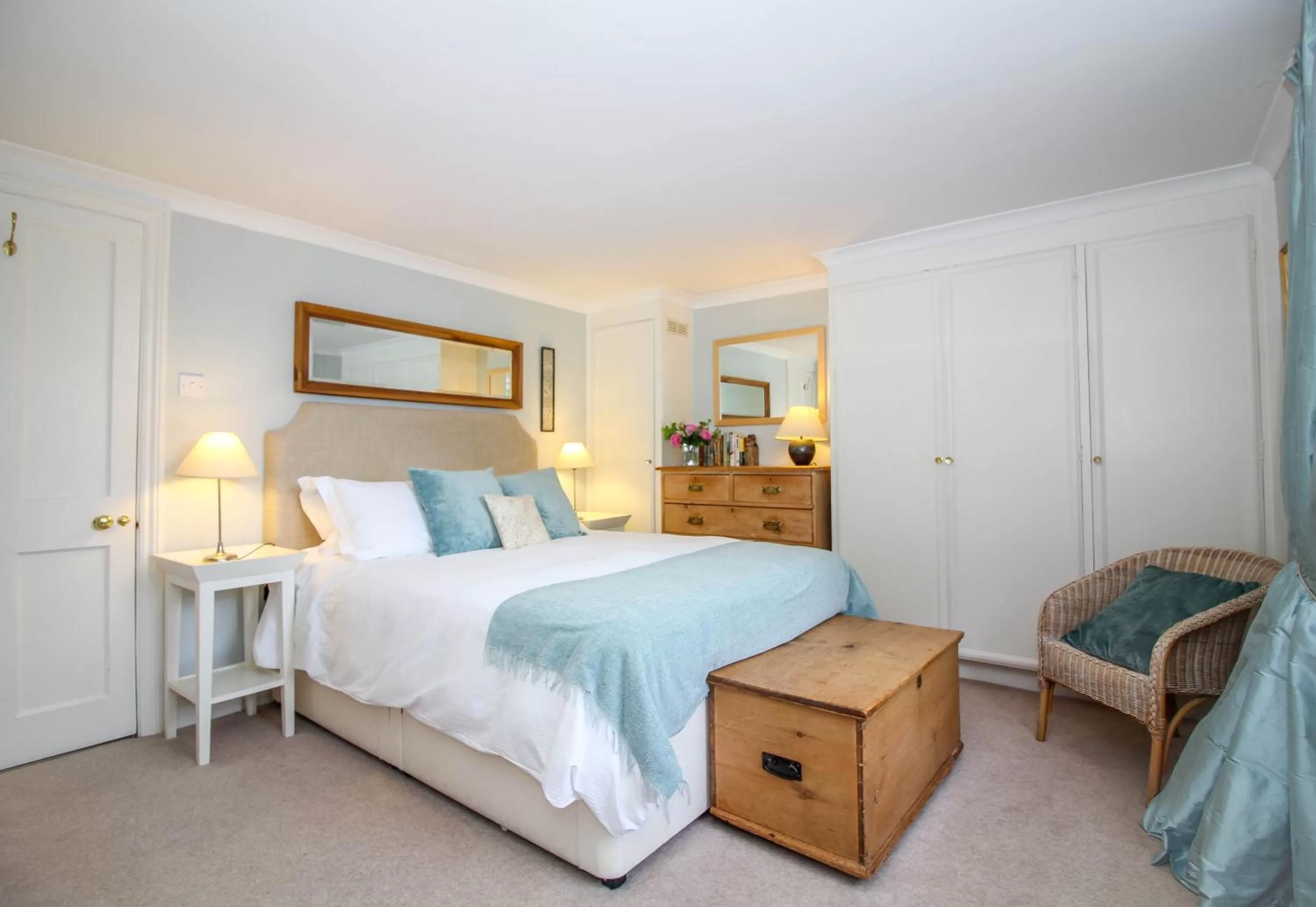 Photo of the whole room, Bed in Stay at Penny's Mill