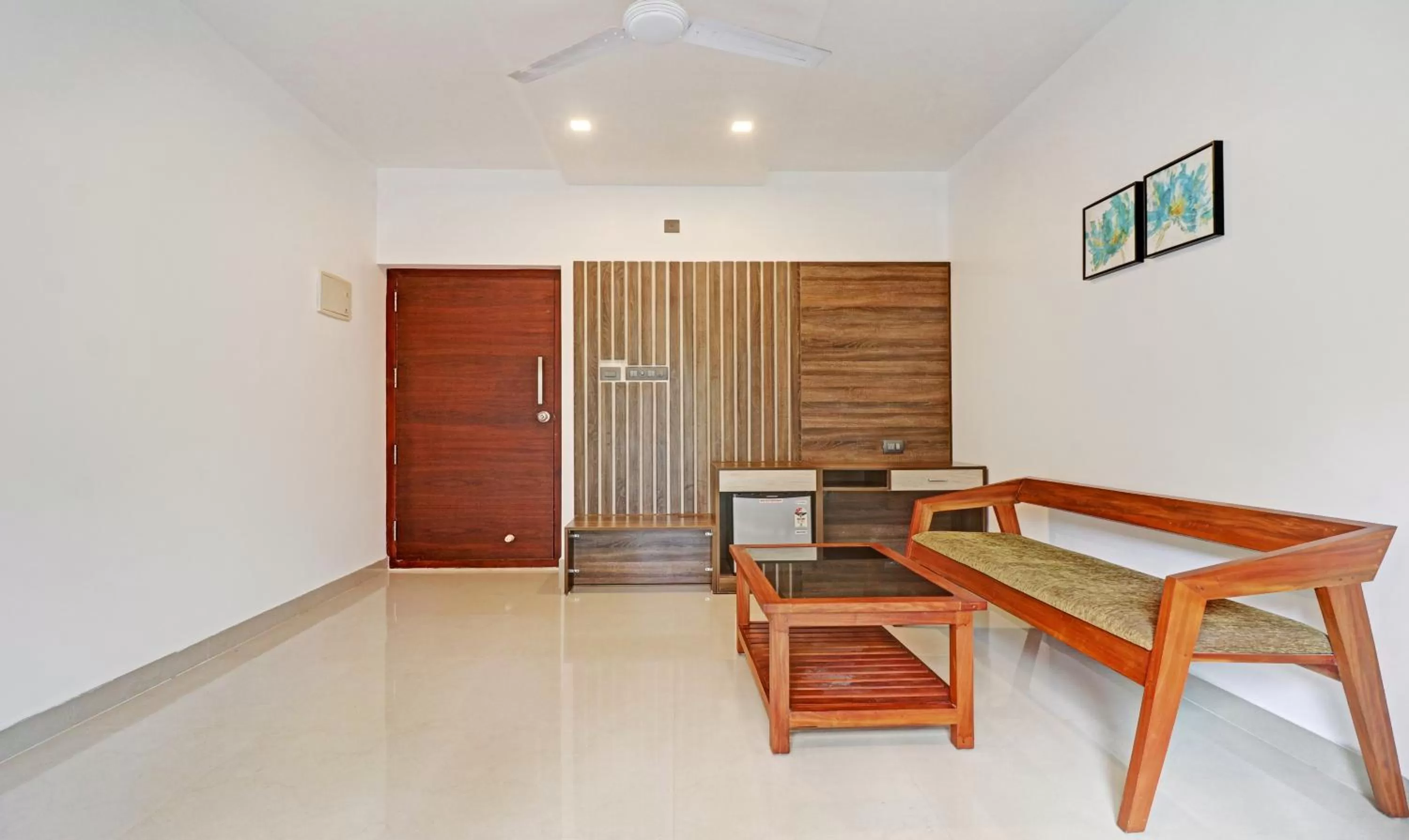 Seating Area in Treebo Trend Sreepathi Mayoogha