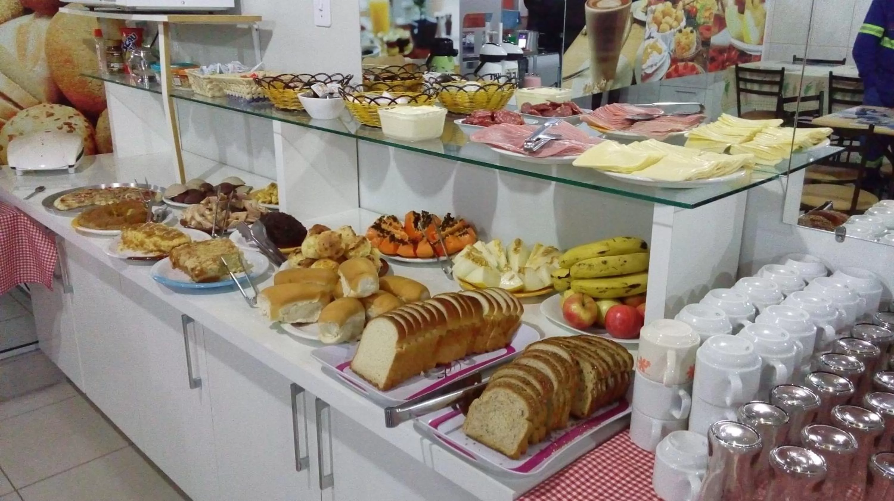 Food and drinks in Hotel DDC