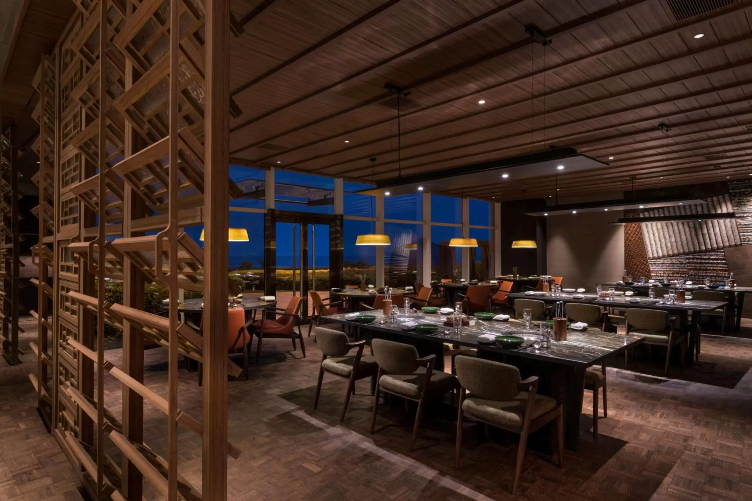 Restaurant/Places to Eat in Hyatt Regency Qingdao - Stone old beach - Exhibition Center