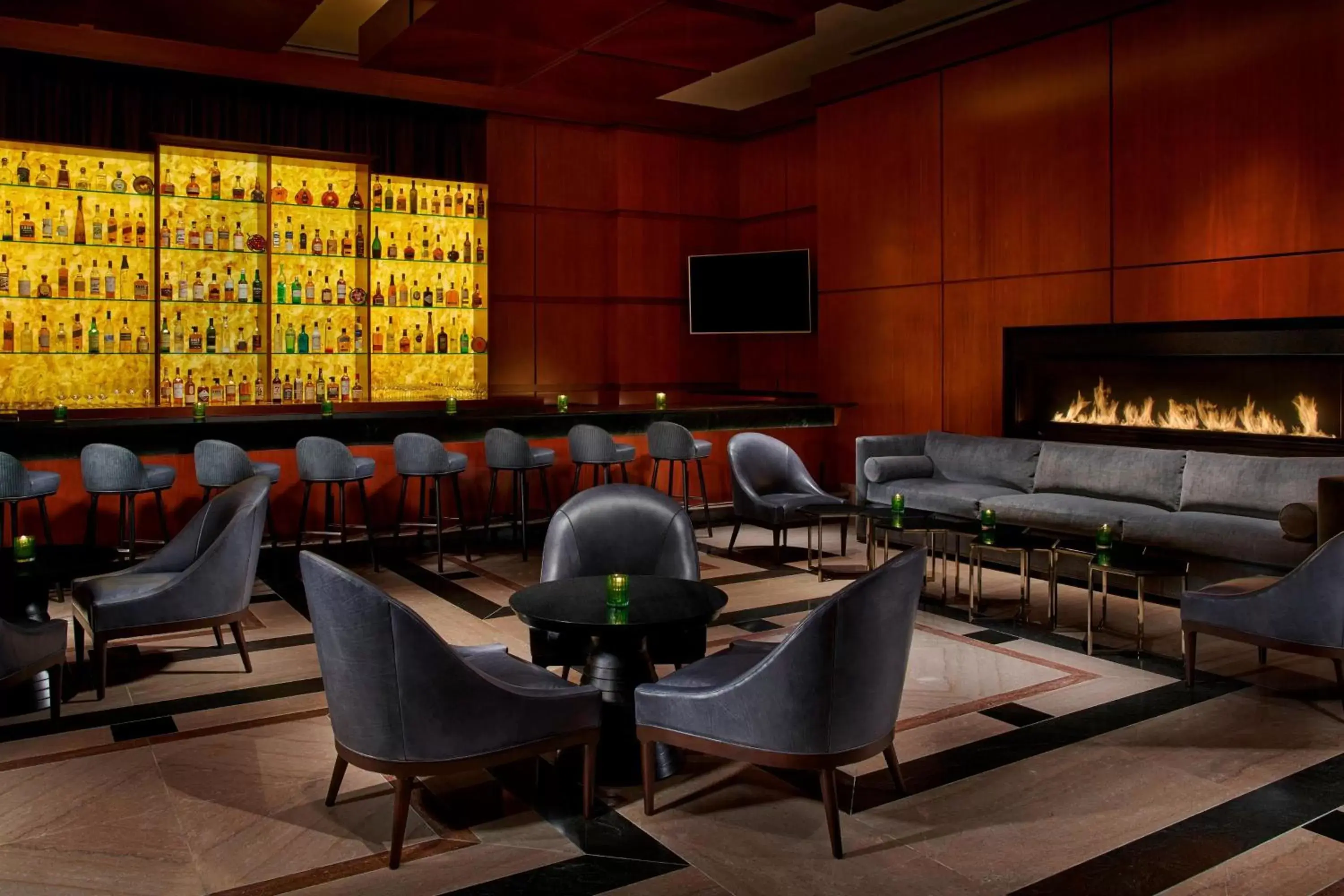 Lounge or bar in The Ritz-Carlton, Charlotte