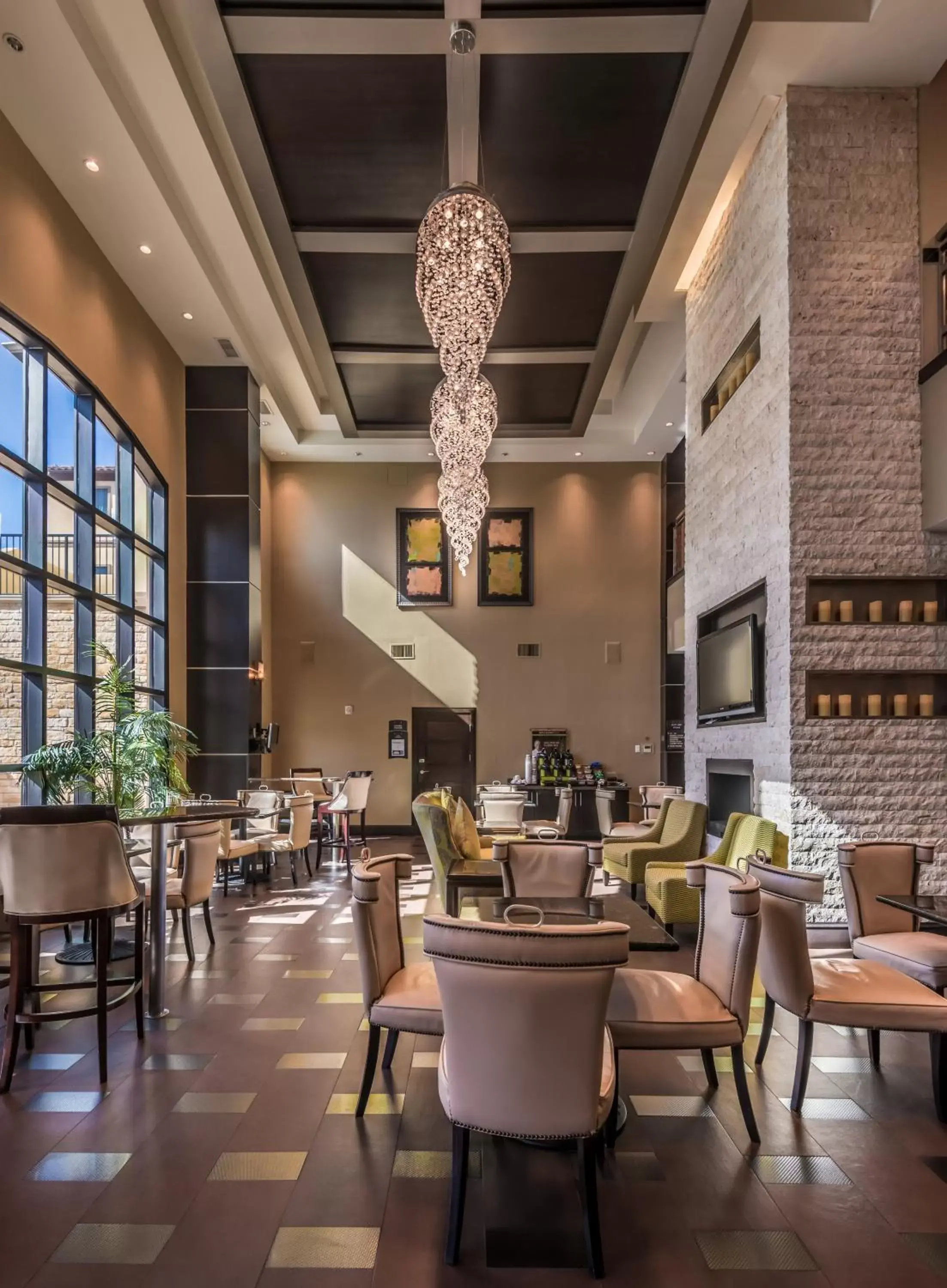 Restaurant/Places to Eat in Staybridge Suites DFW Airport North, an IHG Hotel