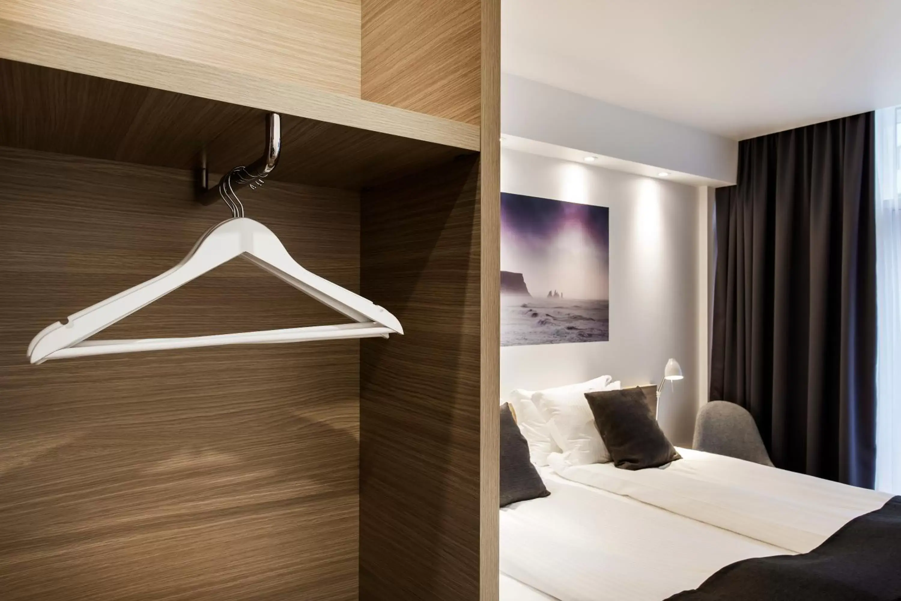 Bedroom, Bed in Storm Hotel by Keahotels