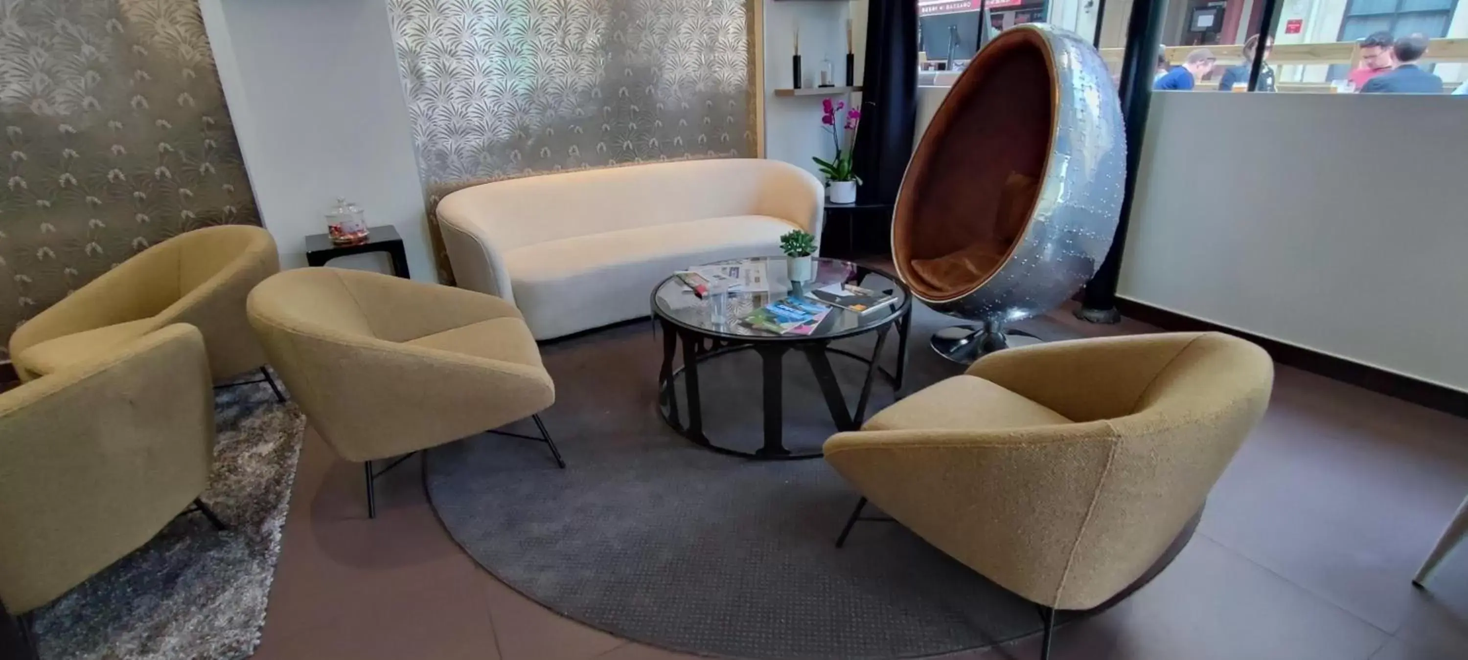 Living room, Seating Area in Hotel Elysées Bassano