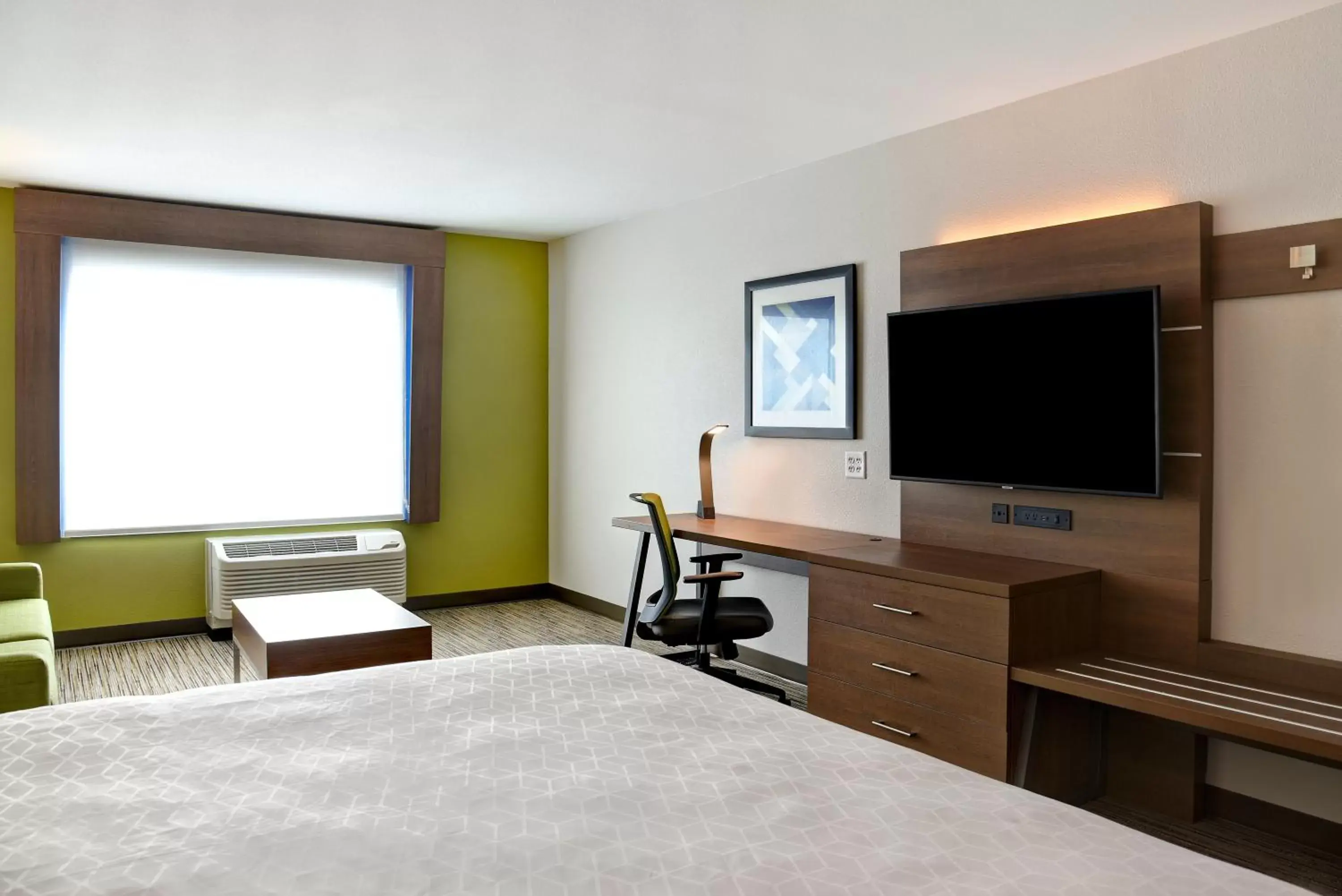 Photo of the whole room, TV/Entertainment Center in Holiday Inn Express & Suites - Ottawa, an IHG Hotel