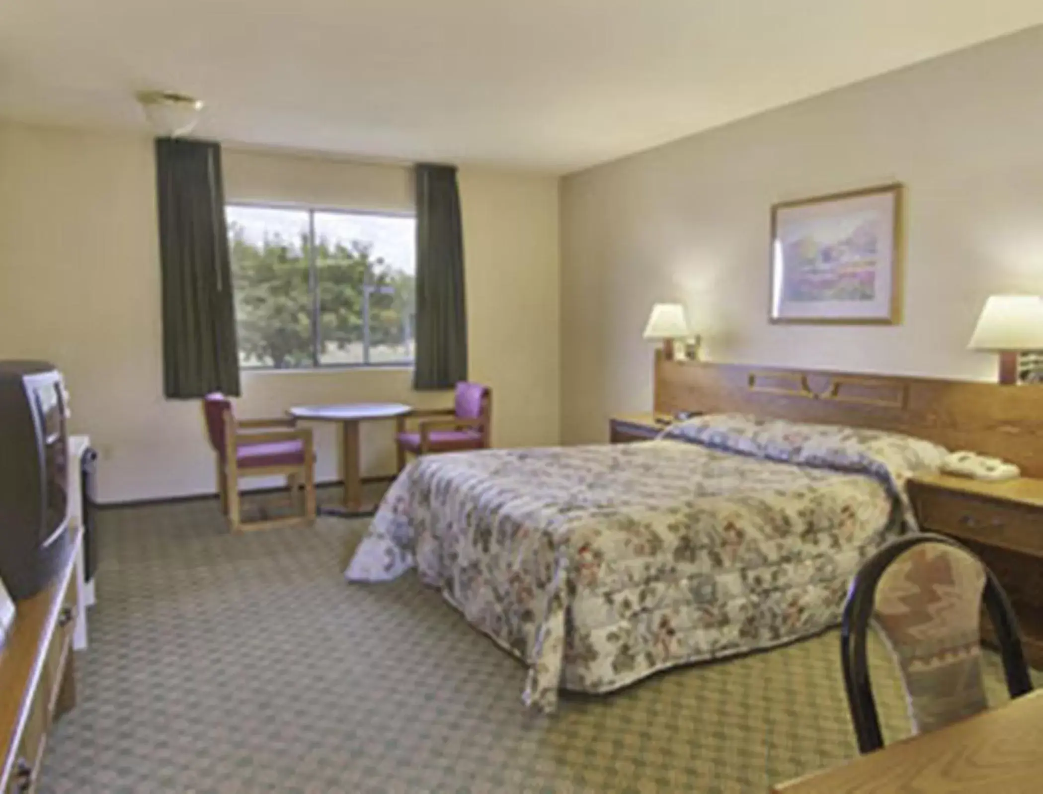 Photo of the whole room, Bed in Travelodge by Wyndham Turlock