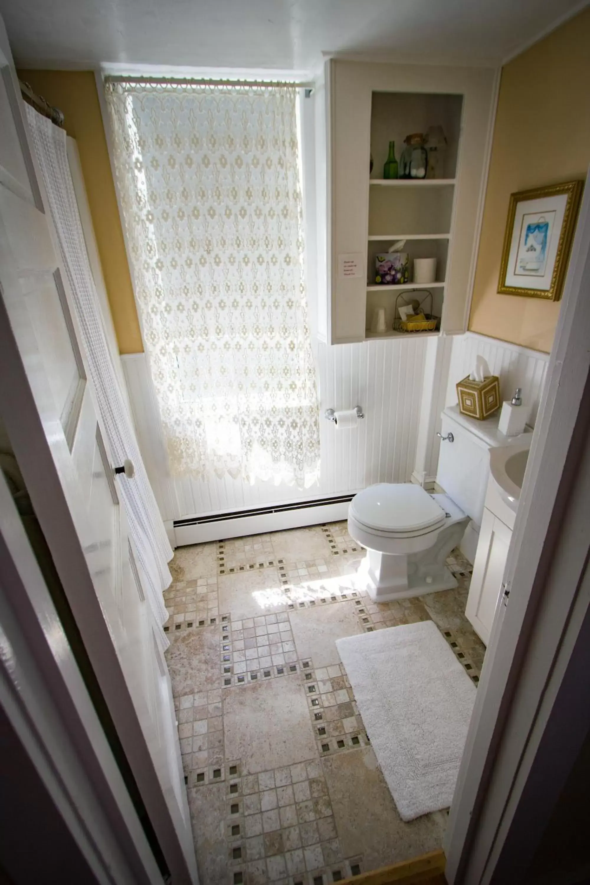 Property building, Bathroom in Sally Webster Inn