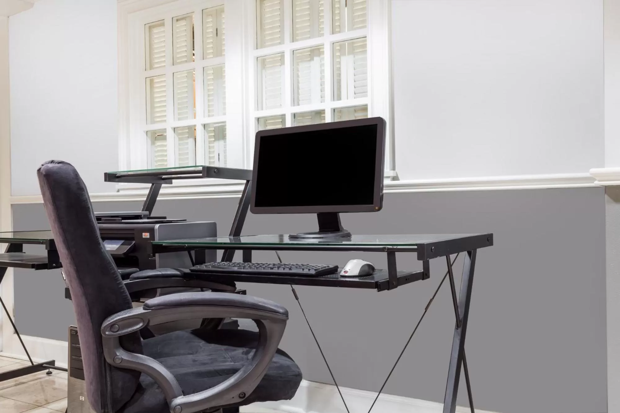 Business facilities, TV/Entertainment Center in Ramada by Wyndham Henderson/Evansville