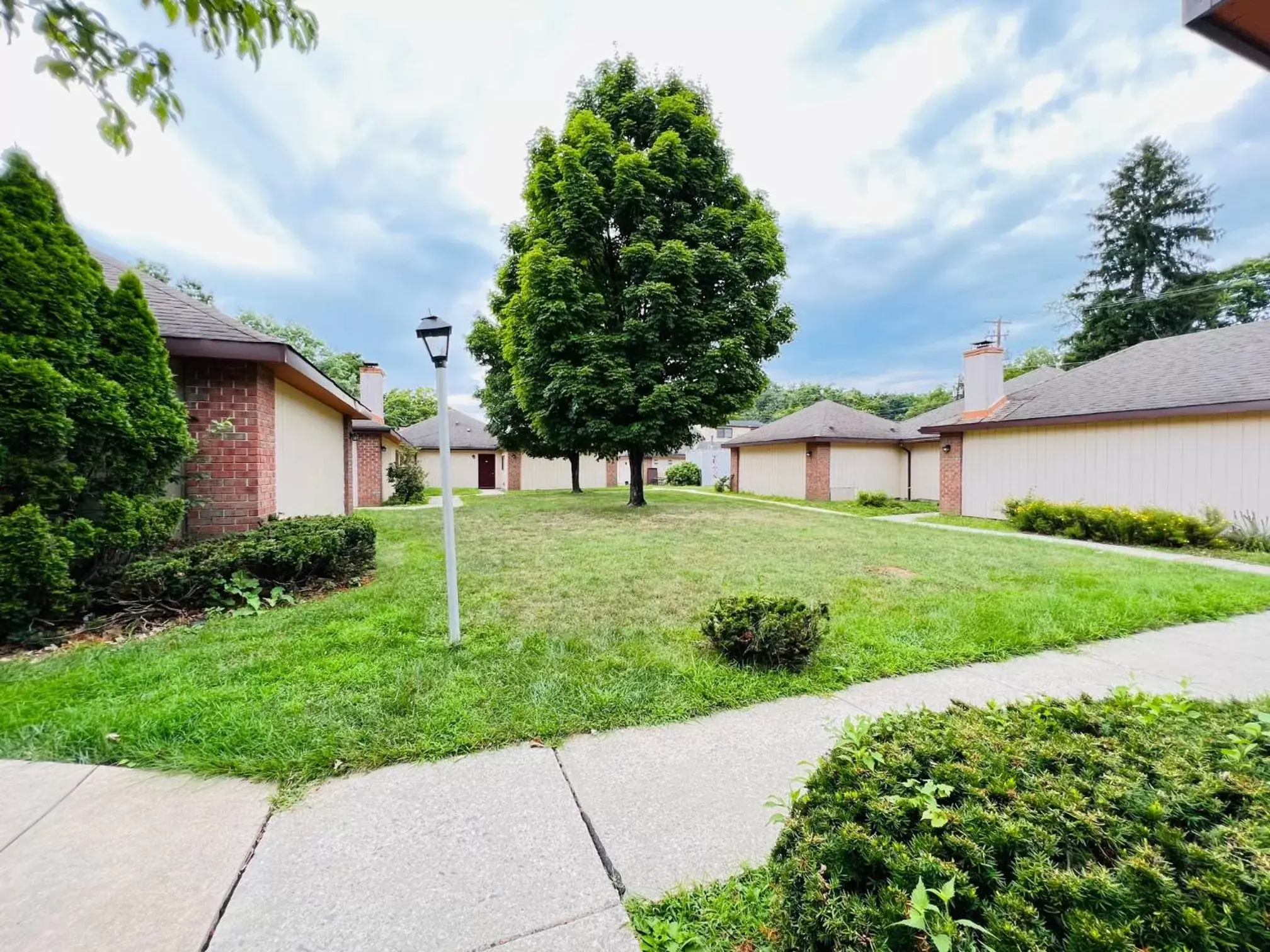 Property building, Garden in Inn of the Dove Romantic Luxury Suites with Jacuzzi & Fireplace at Harrisburg-Hershey, PA