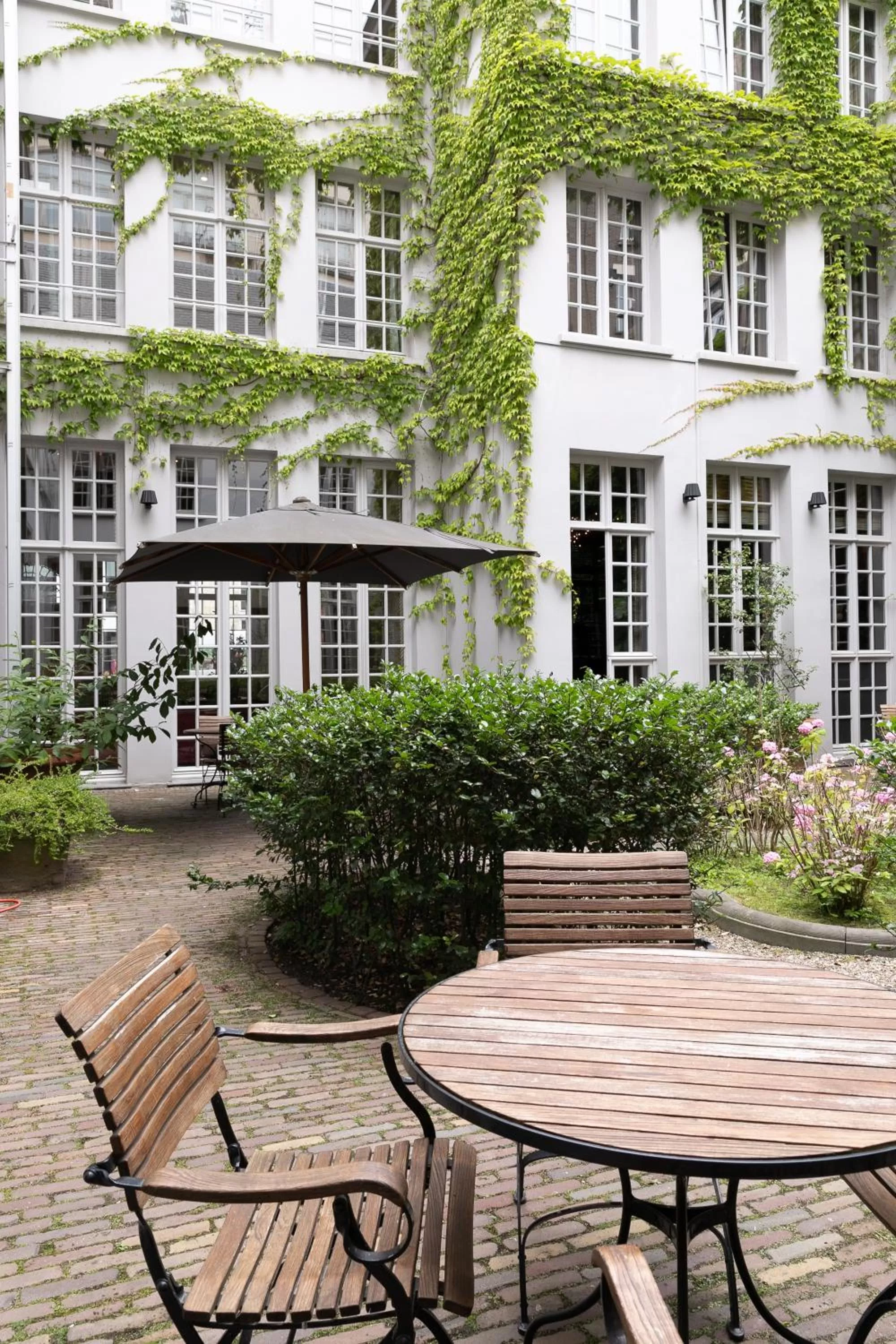 Property building in Hotel De Witte Lelie -Small Luxury Hotels of the World