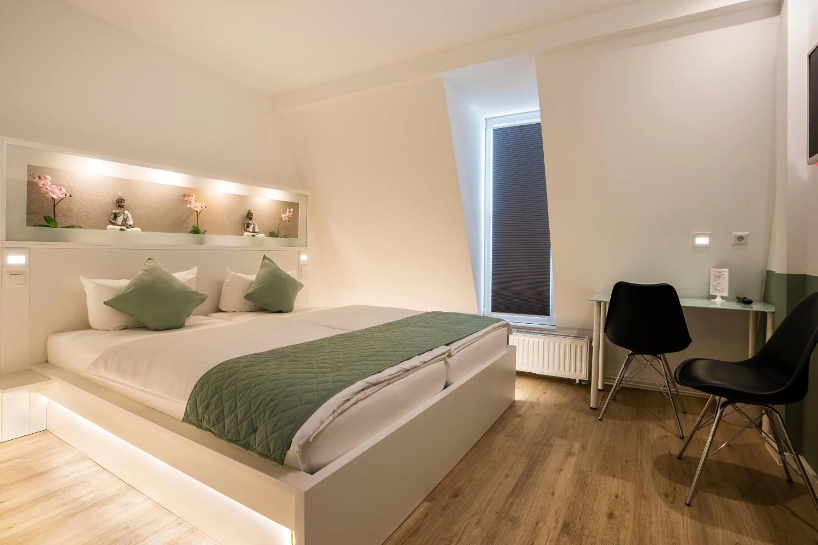 Photo of the whole room, Bed in bedpark Stellingen