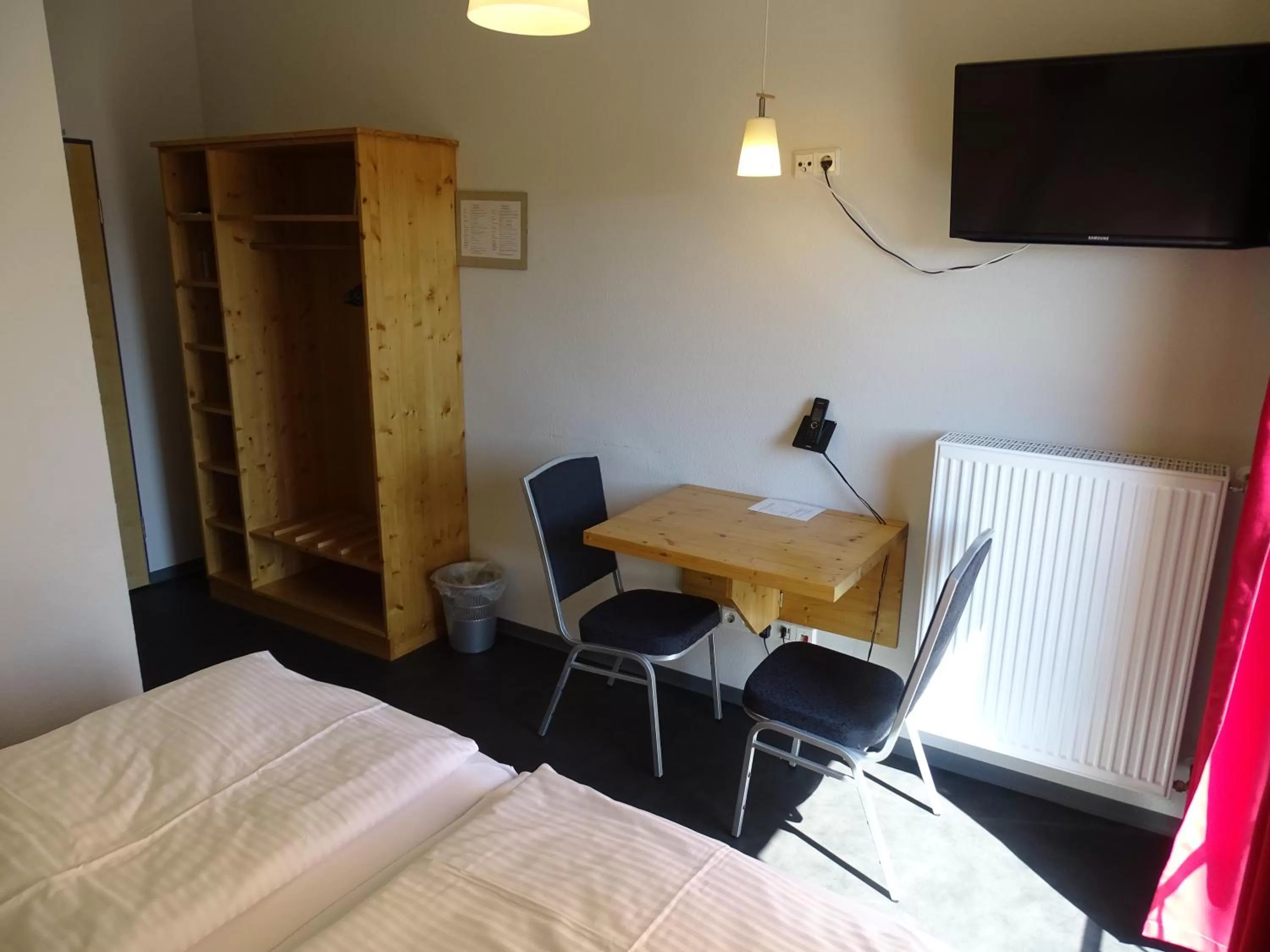 Photo of the whole room, Bed in Hotel Demling