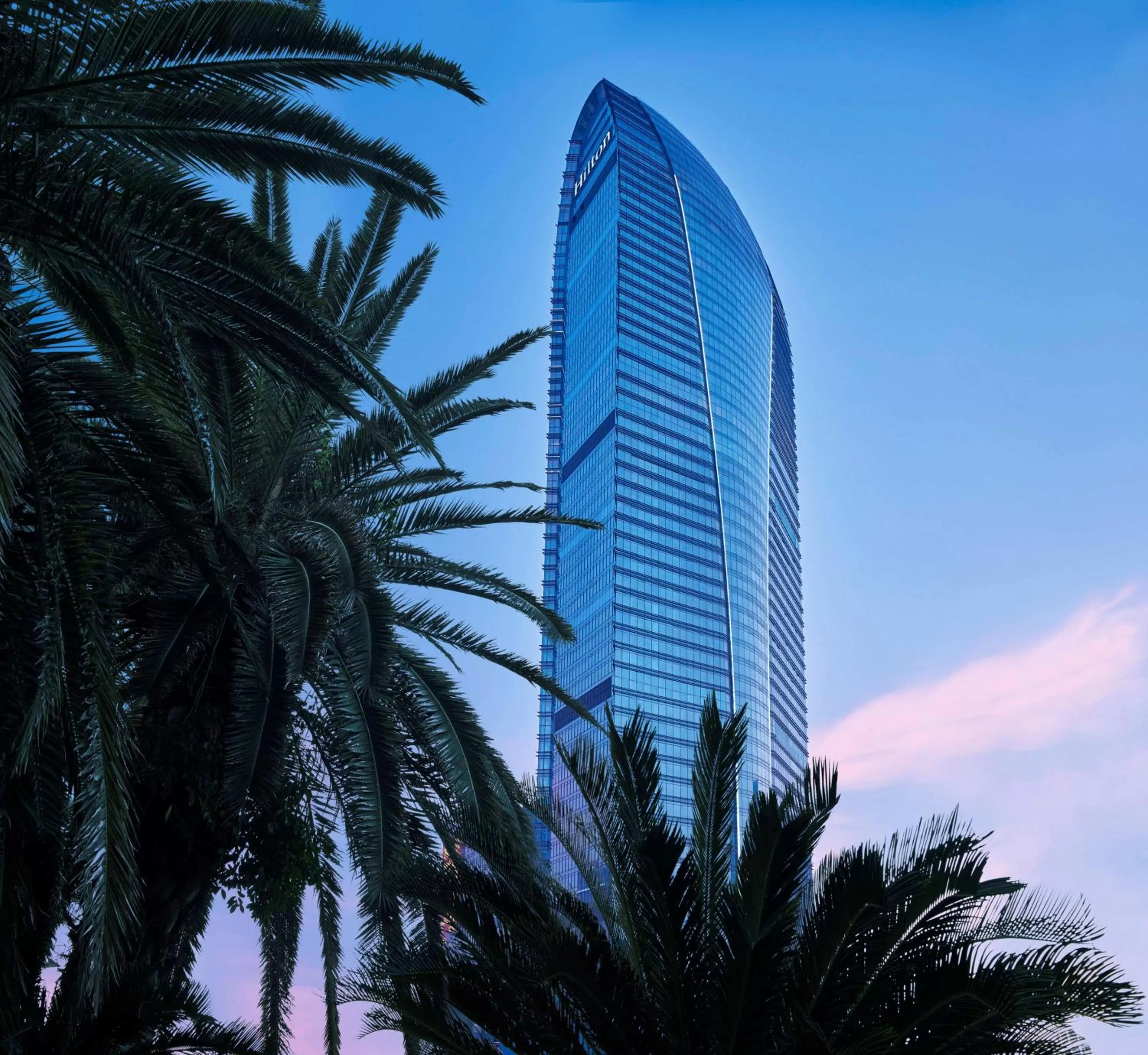 Property building in Hilton Haikou