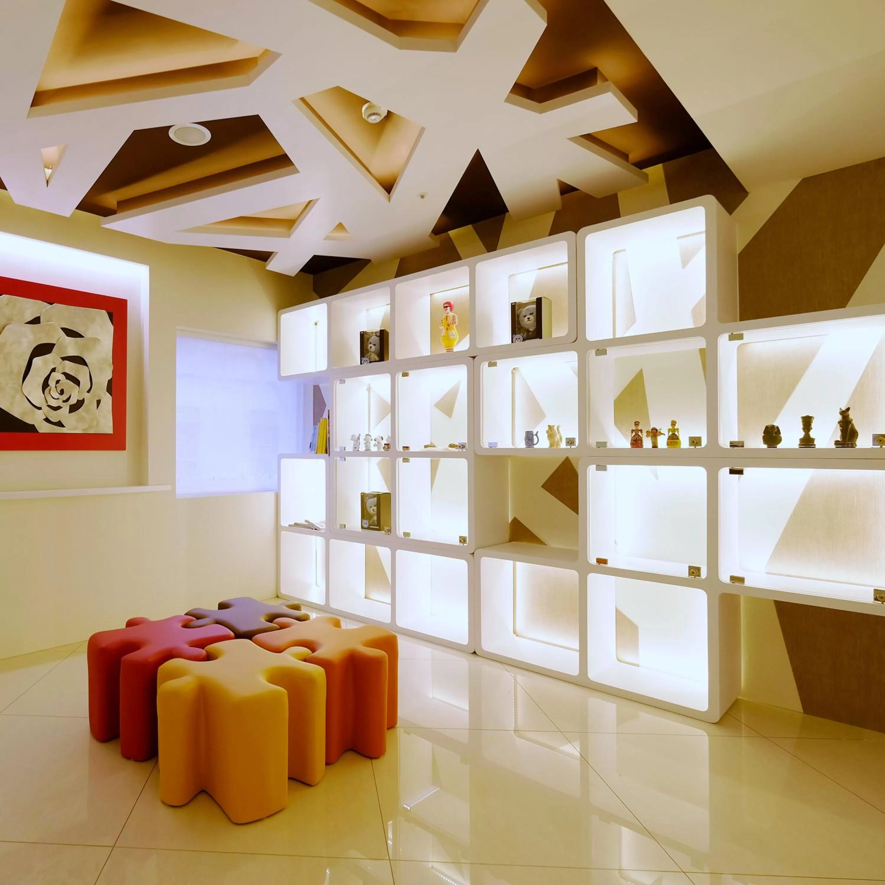 Seating area in Hotel Puri Taipei Station Branch