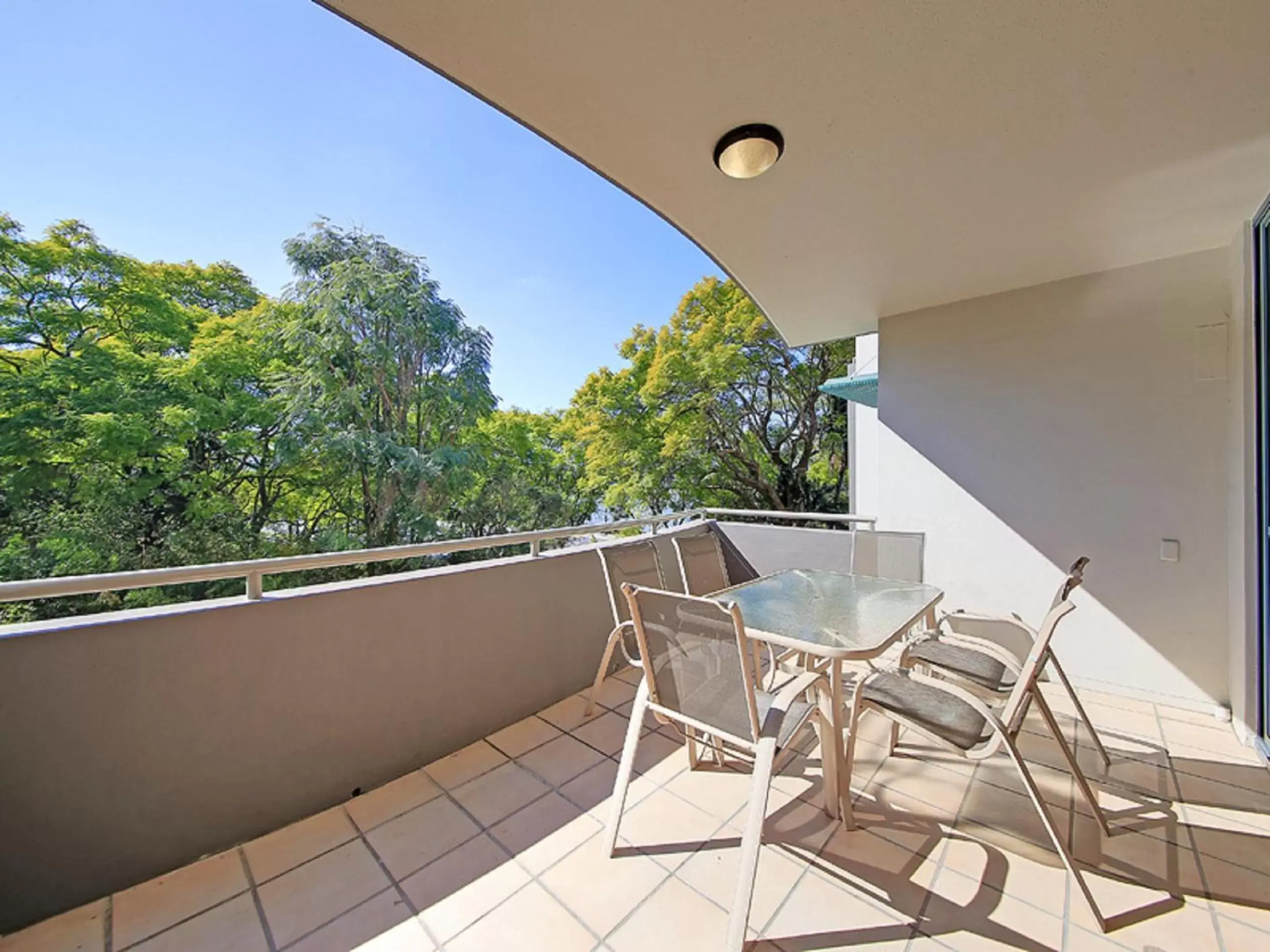 Balcony/Terrace in Inn on the Park Apartments