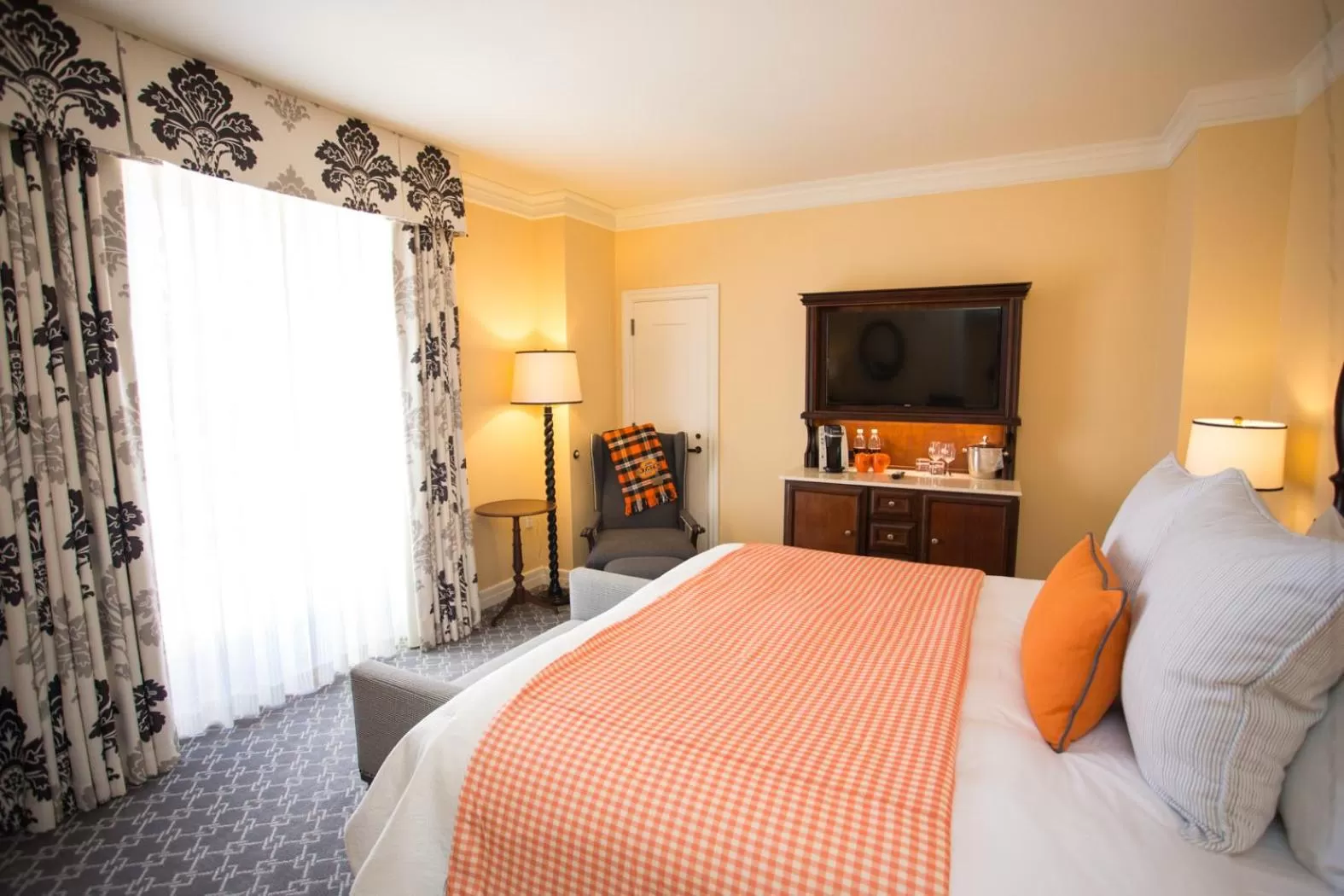 Bedroom, Bed in The Atherton Hotel at OSU