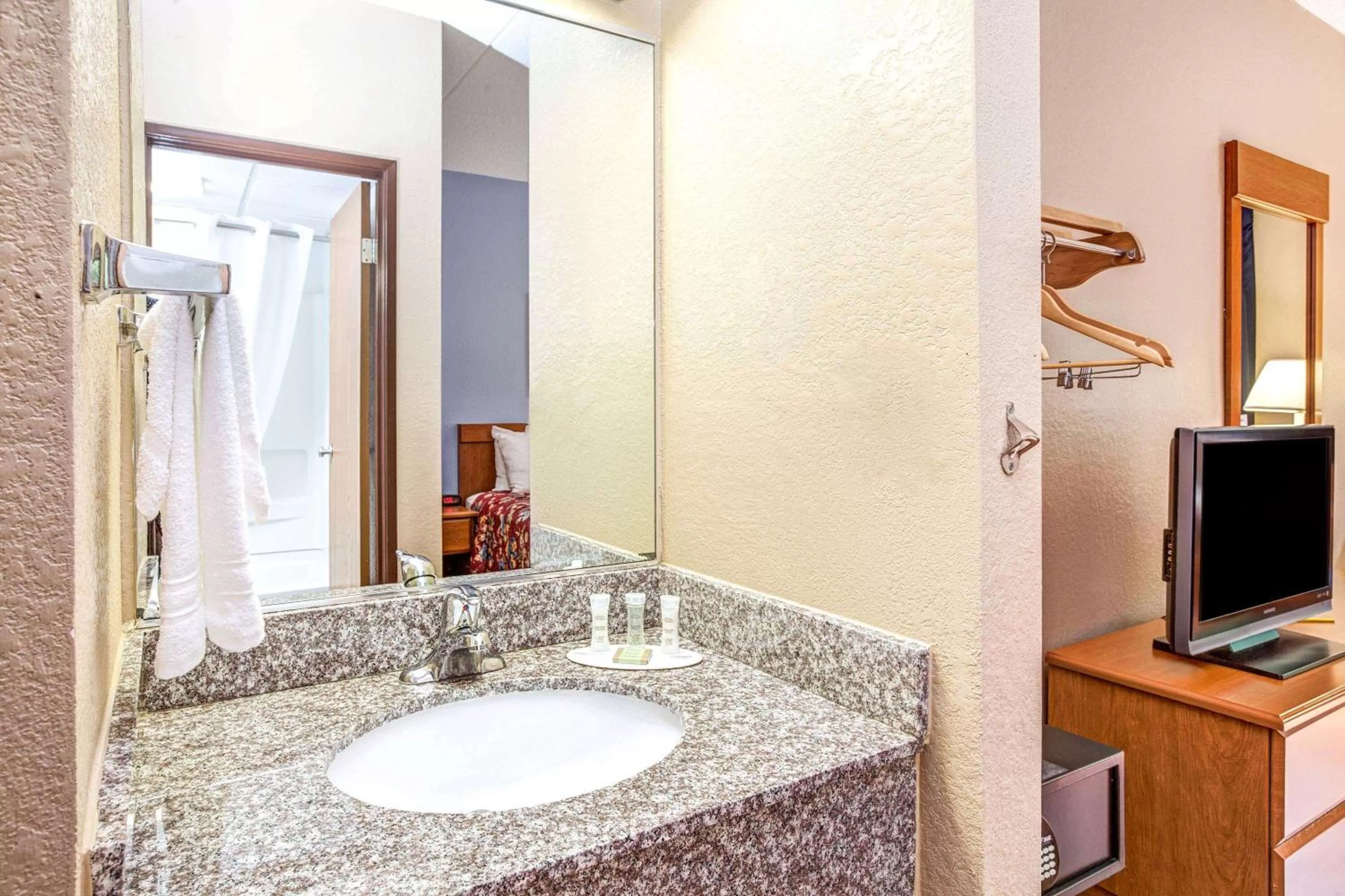 Bathroom in Super 8 by Wyndham Mahwah