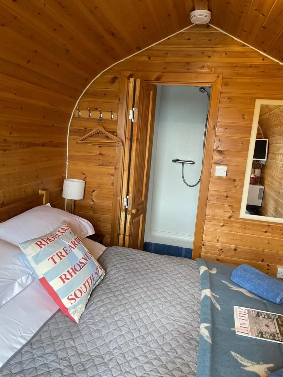 Sea and Mountain View Luxury Glamping Pods Heated