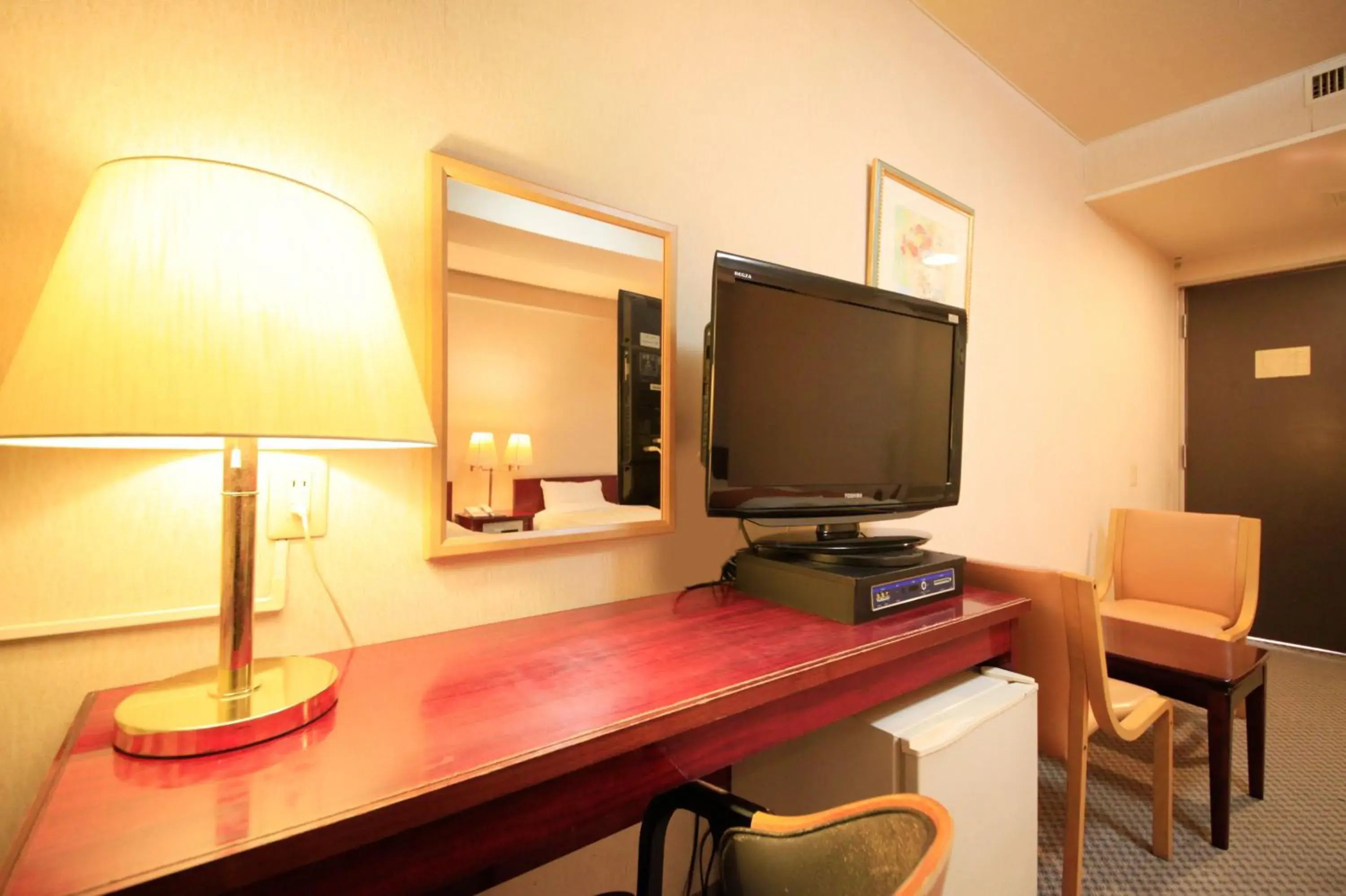TV and multimedia, TV/Entertainment Center in Fujinomiya Green Hotel