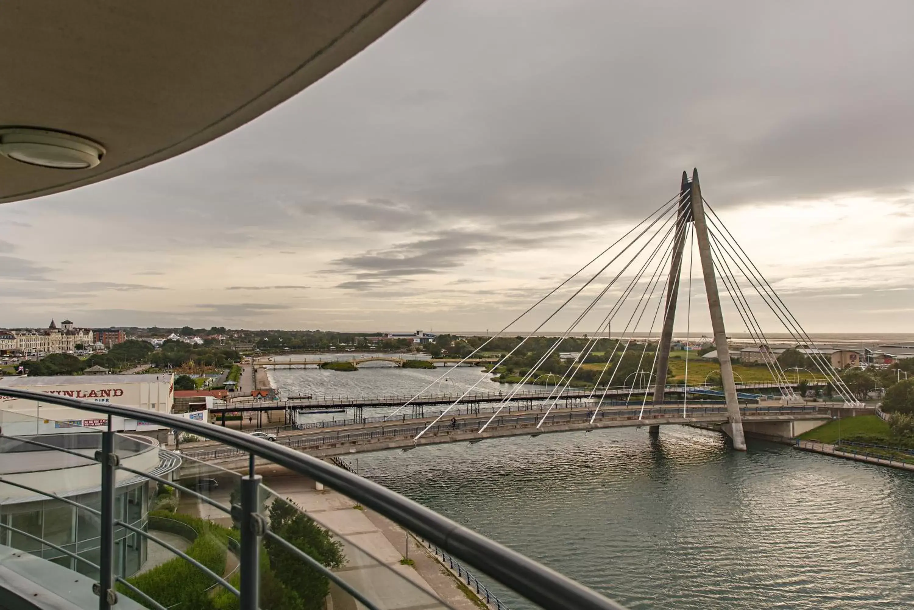 River view in Waterfront Southport Hotel River view in Waterfront Southport Hotel