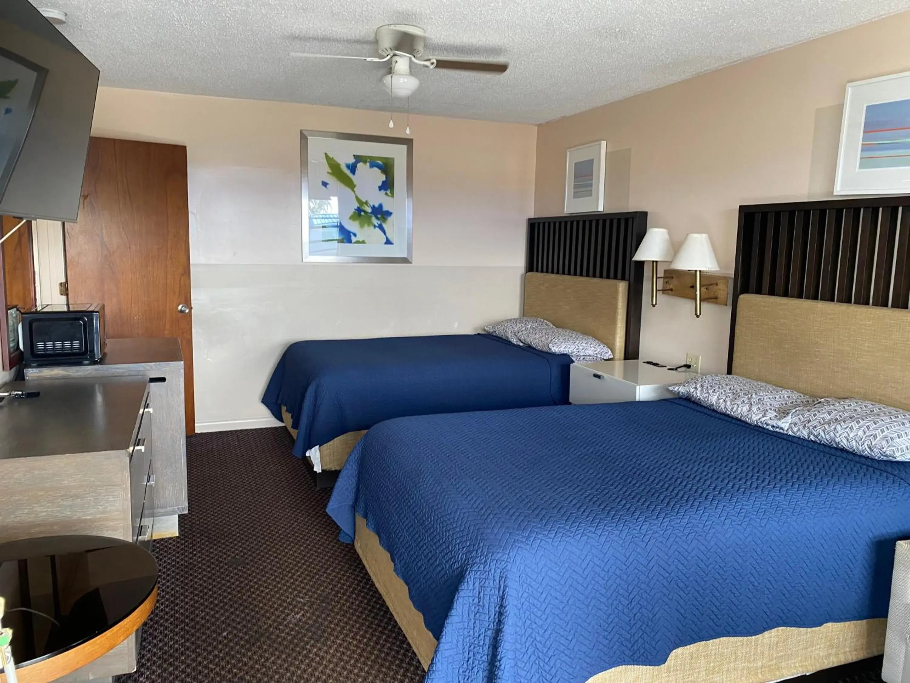 Photo of the whole room, Bed in Budget Inn of Sebring