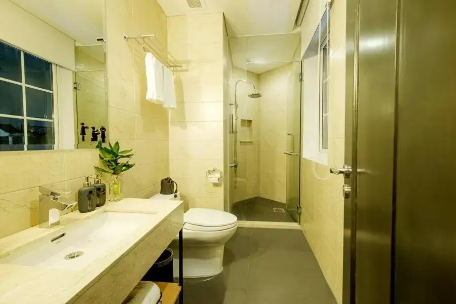Bathroom in The Hammock Hotel Ben Thanh