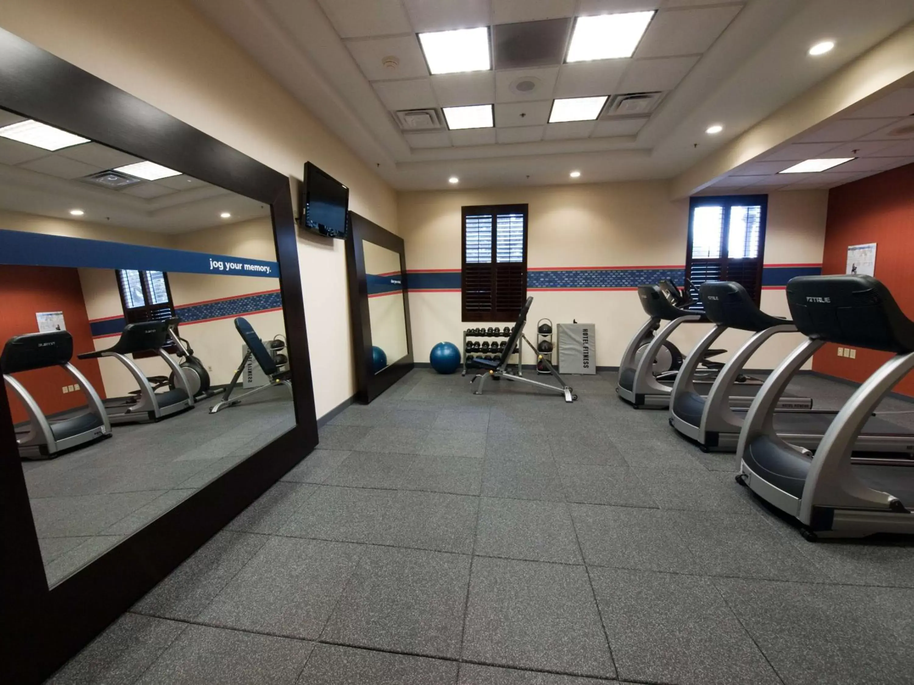 Fitness centre/facilities, Fitness Center/Facilities in Hampton Inn Savannah Historic District